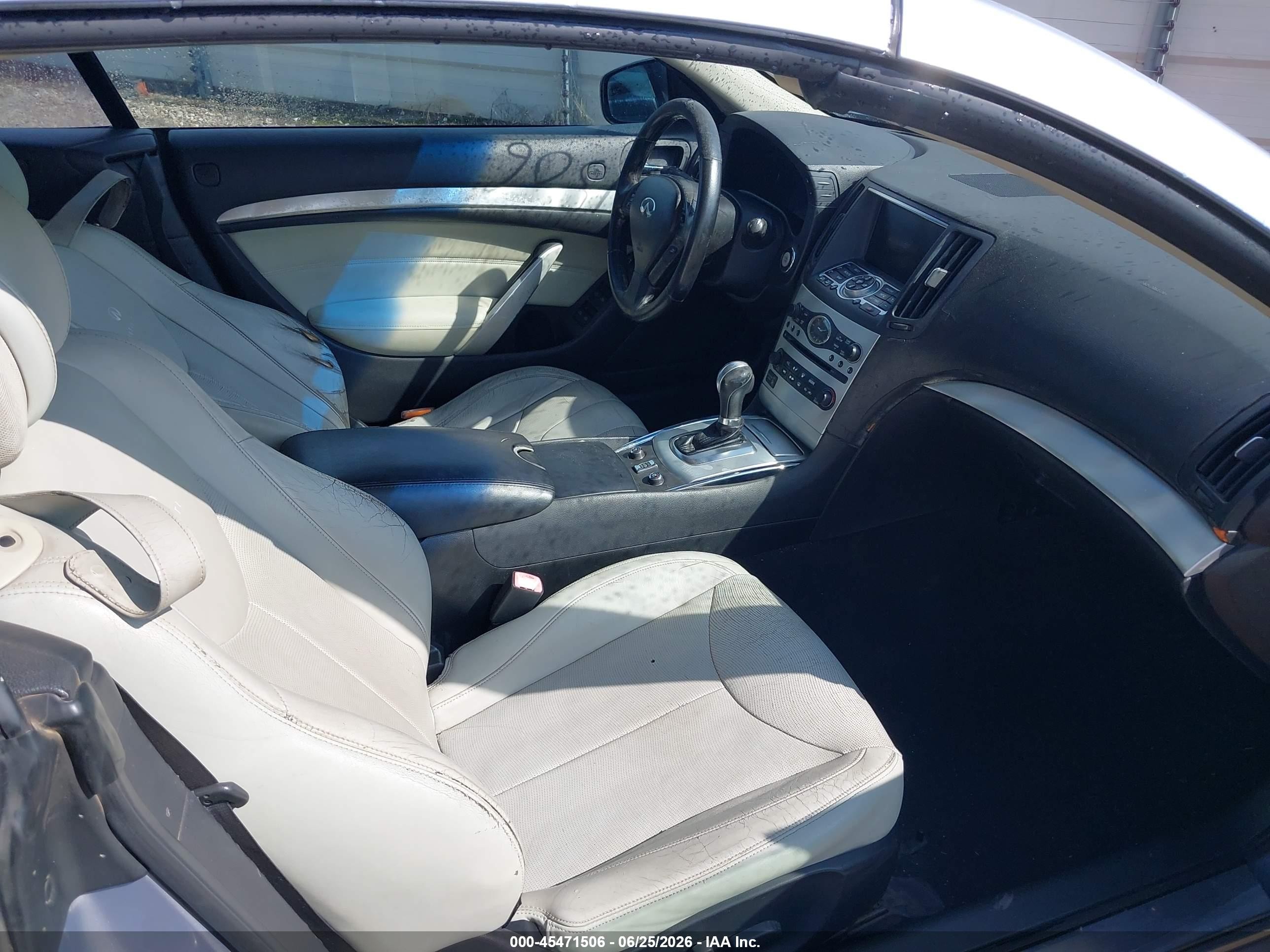 2010 Infiniti G37   Blue vin: JN1CV6FE4AM350782