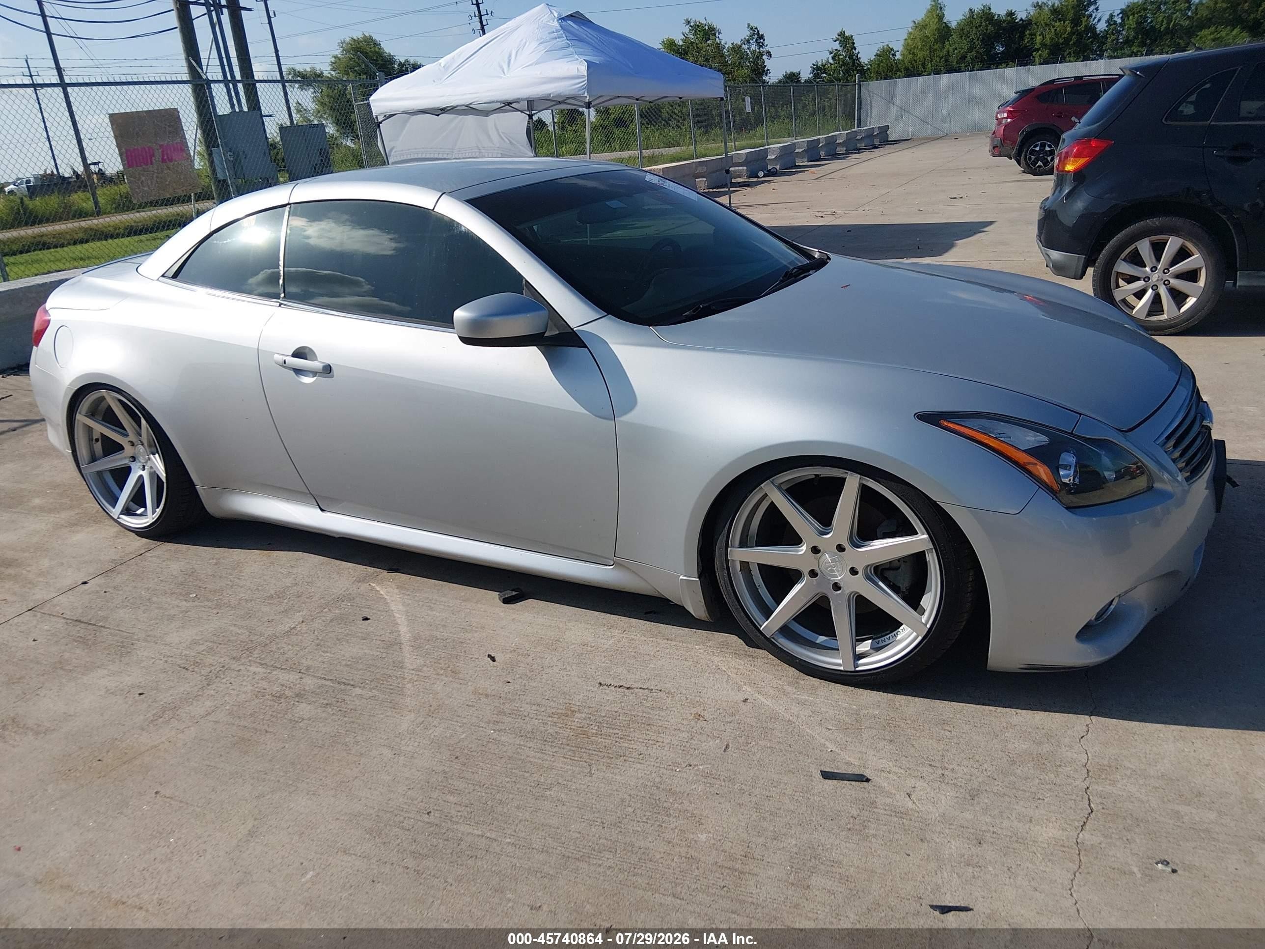 2011 Infiniti G37   Silver vin: JN1CV6FE4BM951305