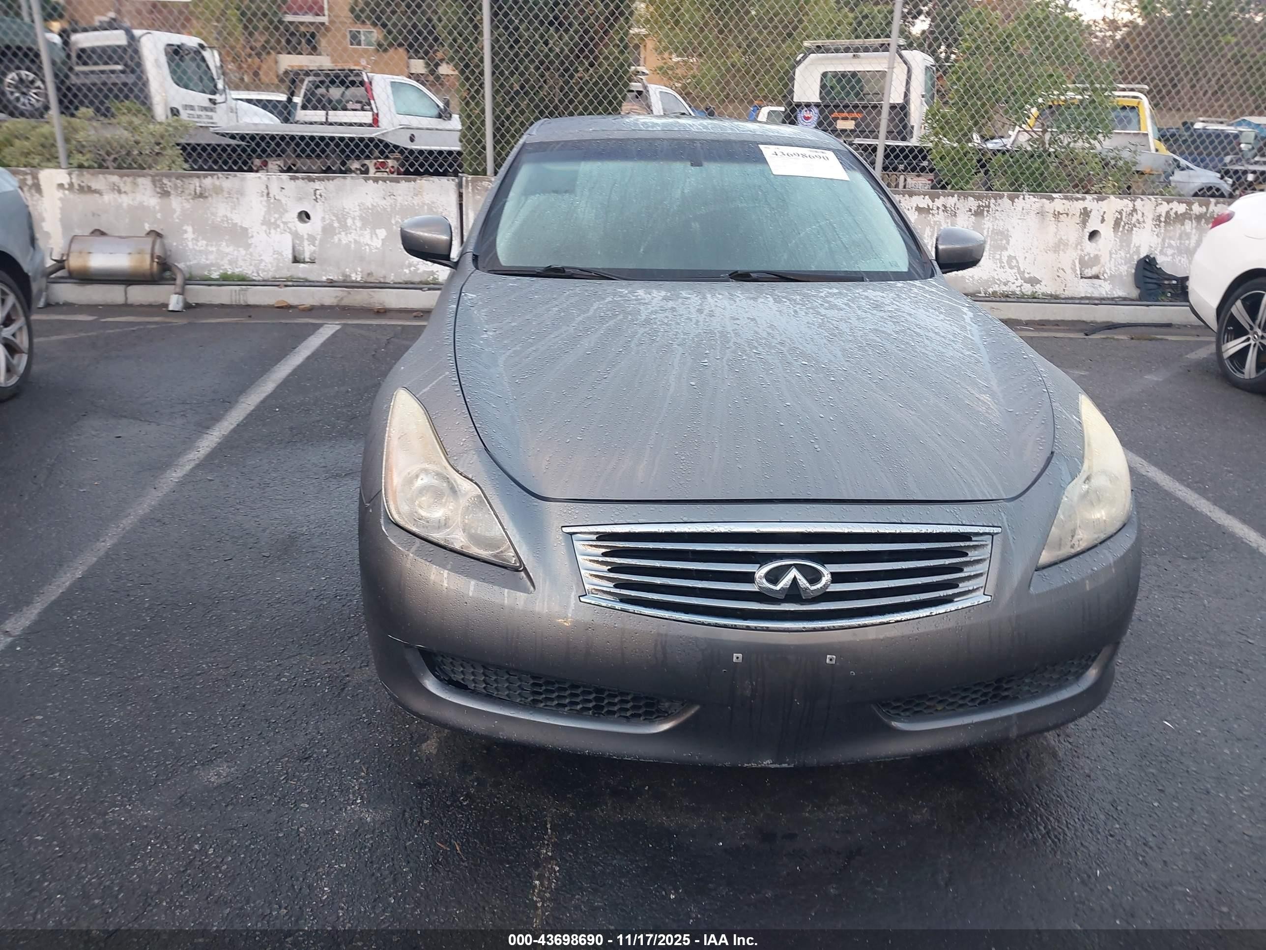 2010 Infiniti G37 Gray vin: JN1CV6FE5AM352203