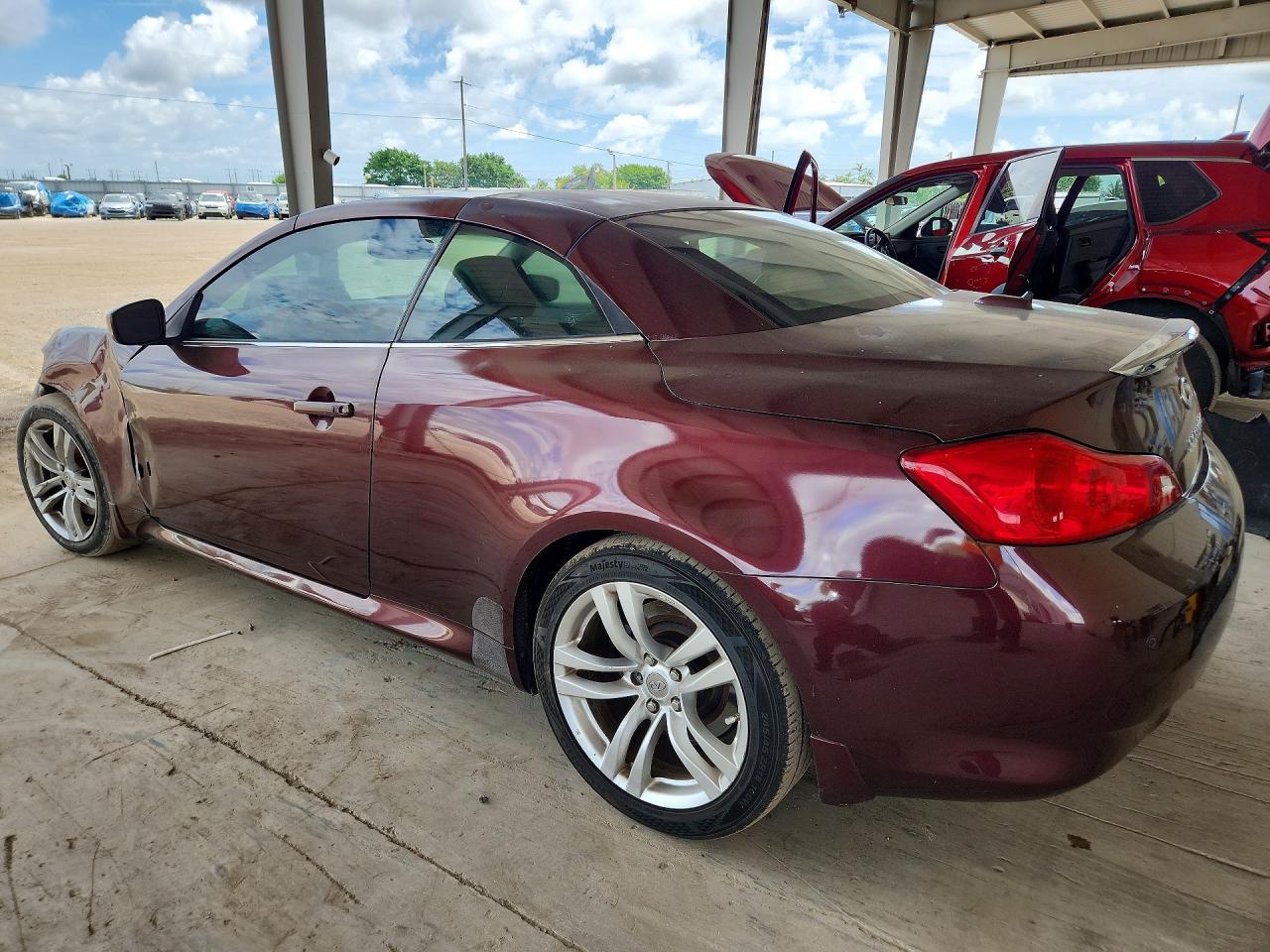 2010 Infiniti G37 Convertible Base Burgundy vin: JN1CV6FE5AM352511