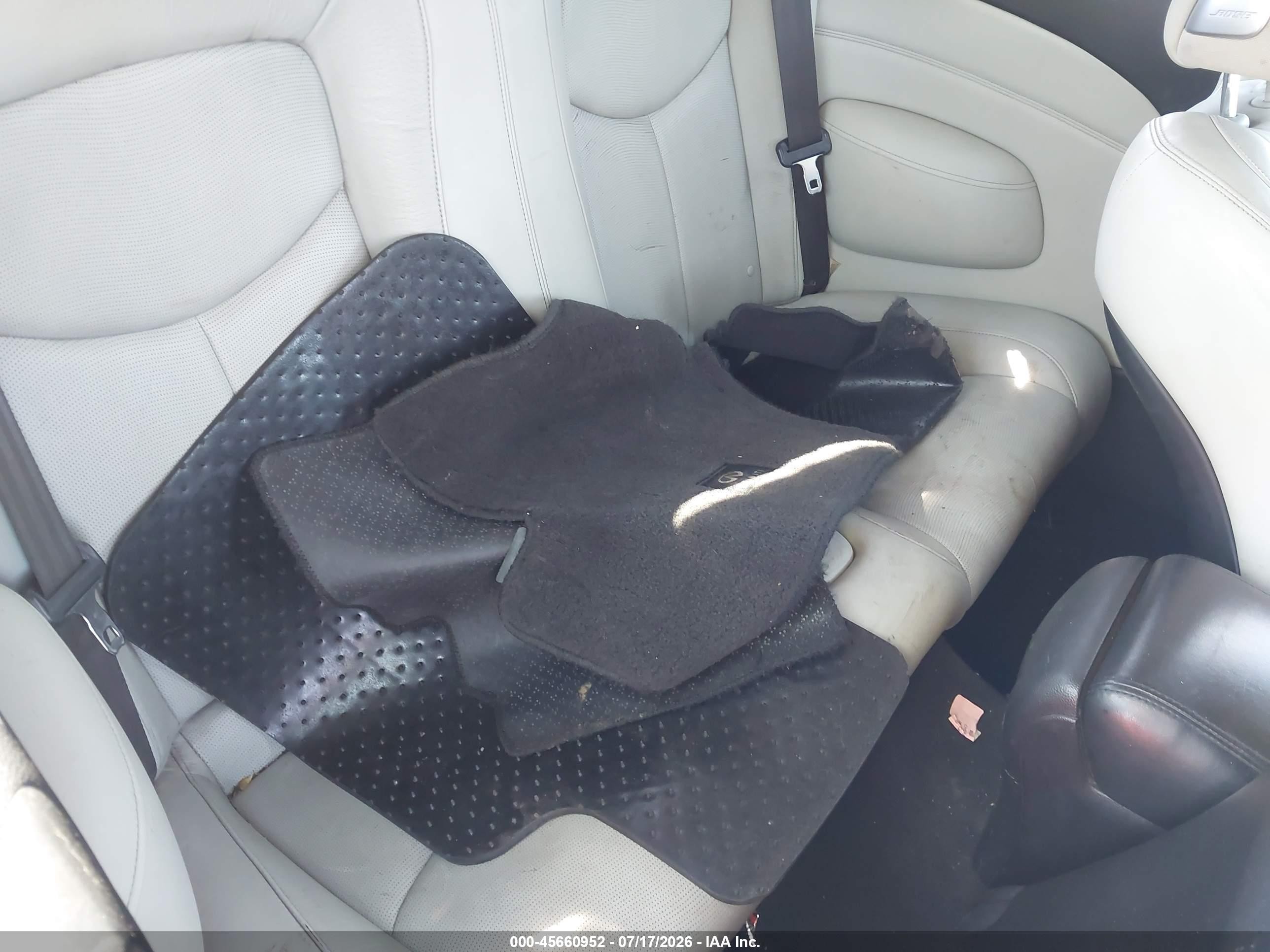 2011 Infiniti G37   Blue vin: JN1CV6FE5BM954147