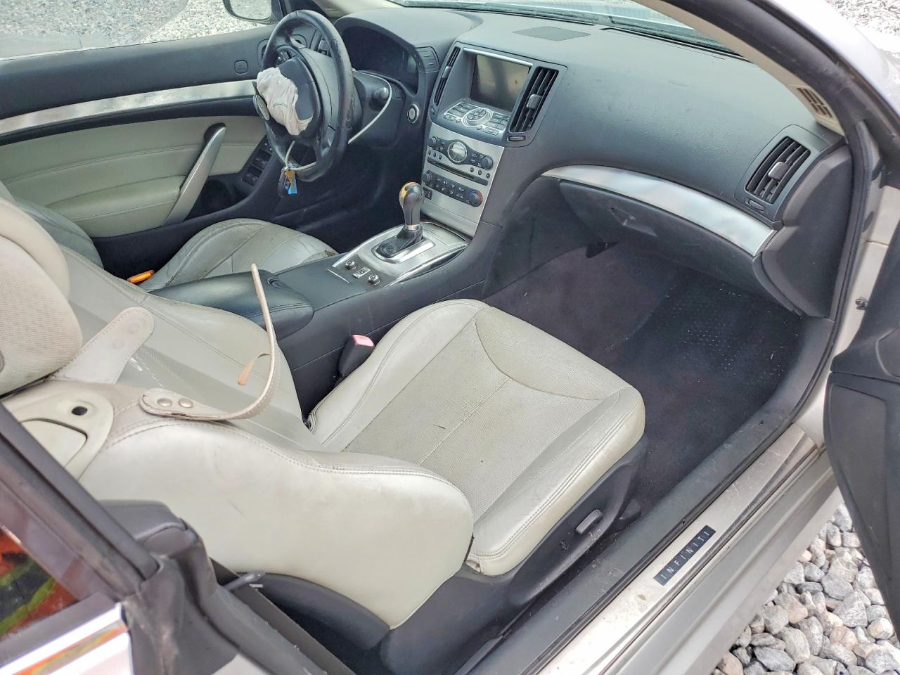 2013 Infiniti G37 Convertible Base Silver vin: JN1CV6FE5DM772645