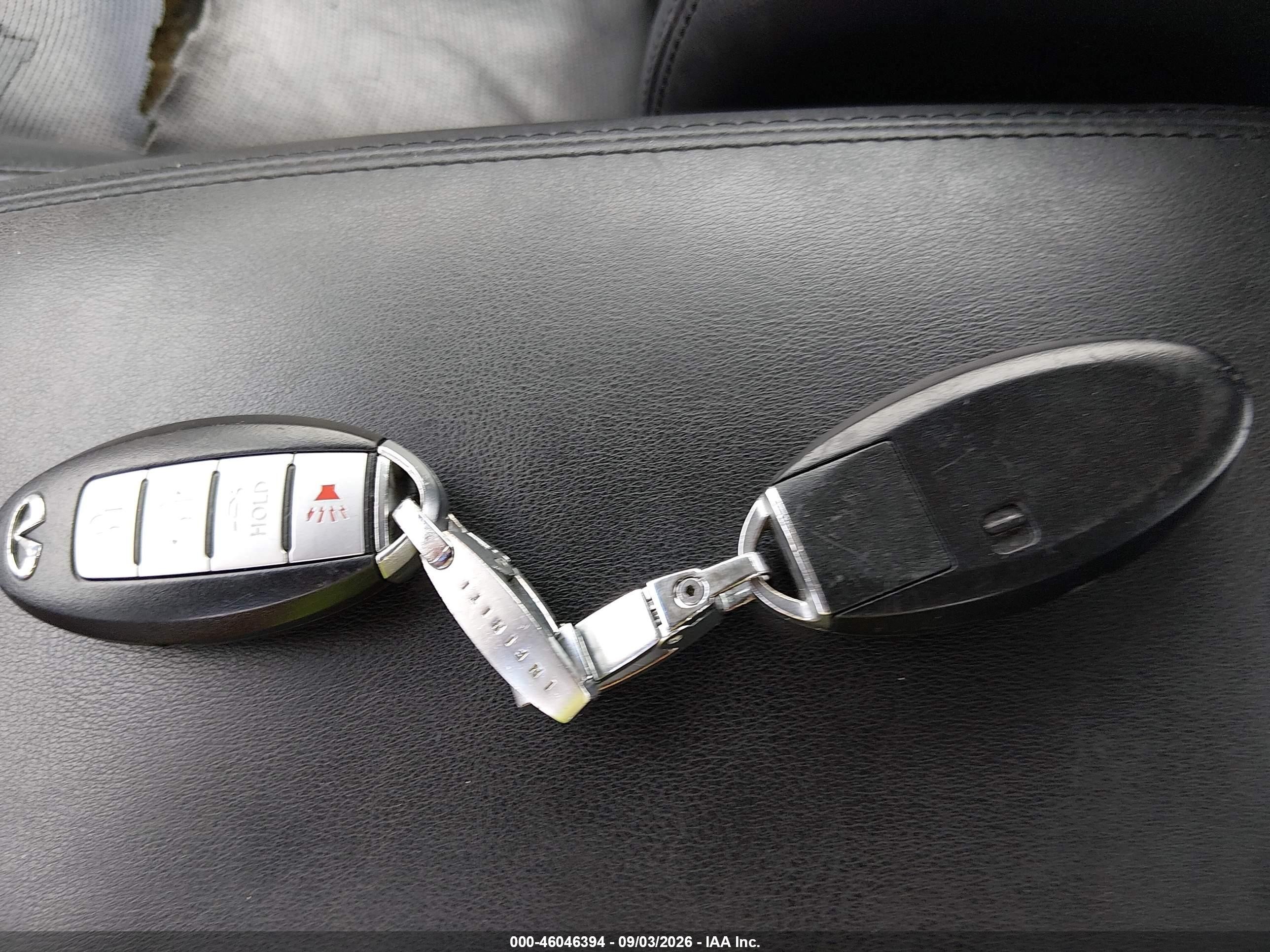 2010 Infiniti G37   Black vin: JN1CV6FE6AM354896