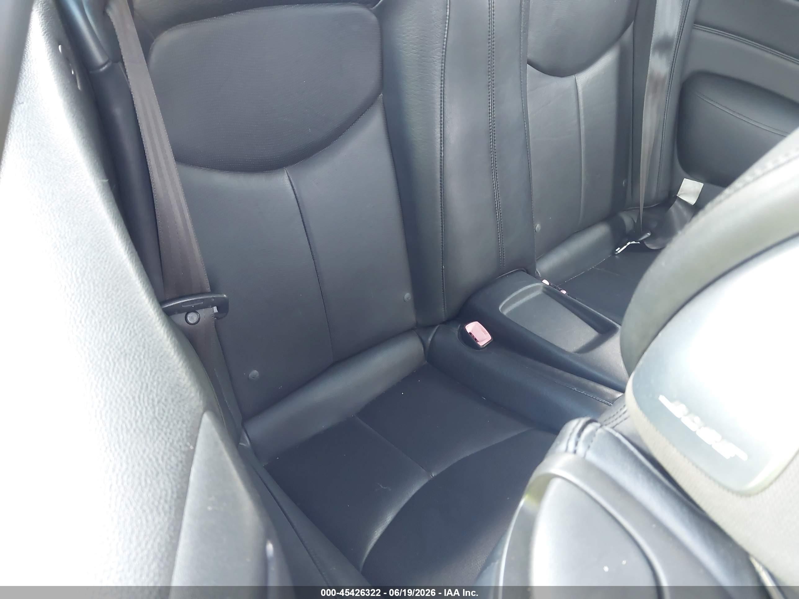 2011 Infiniti G37 White vin: JN1CV6FE6BM950415