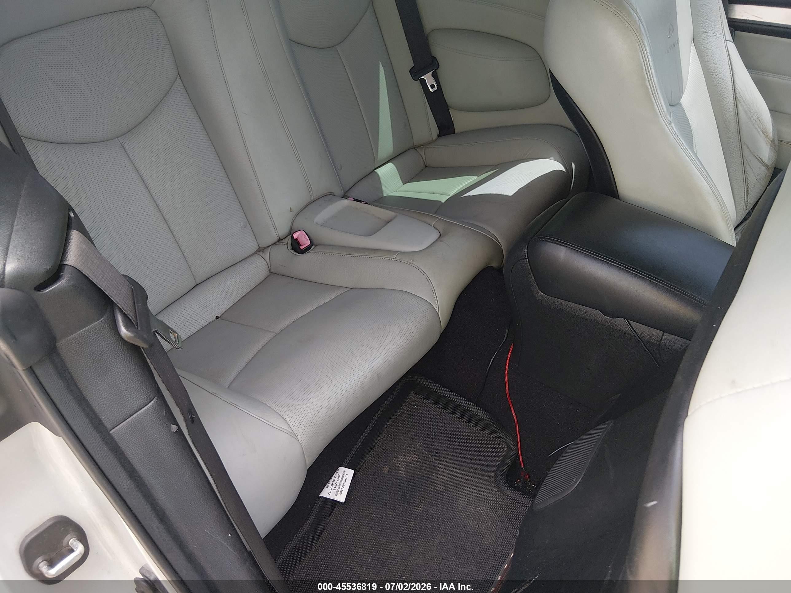 2012 Infiniti G37   Silver vin: JN1CV6FE6CM200840