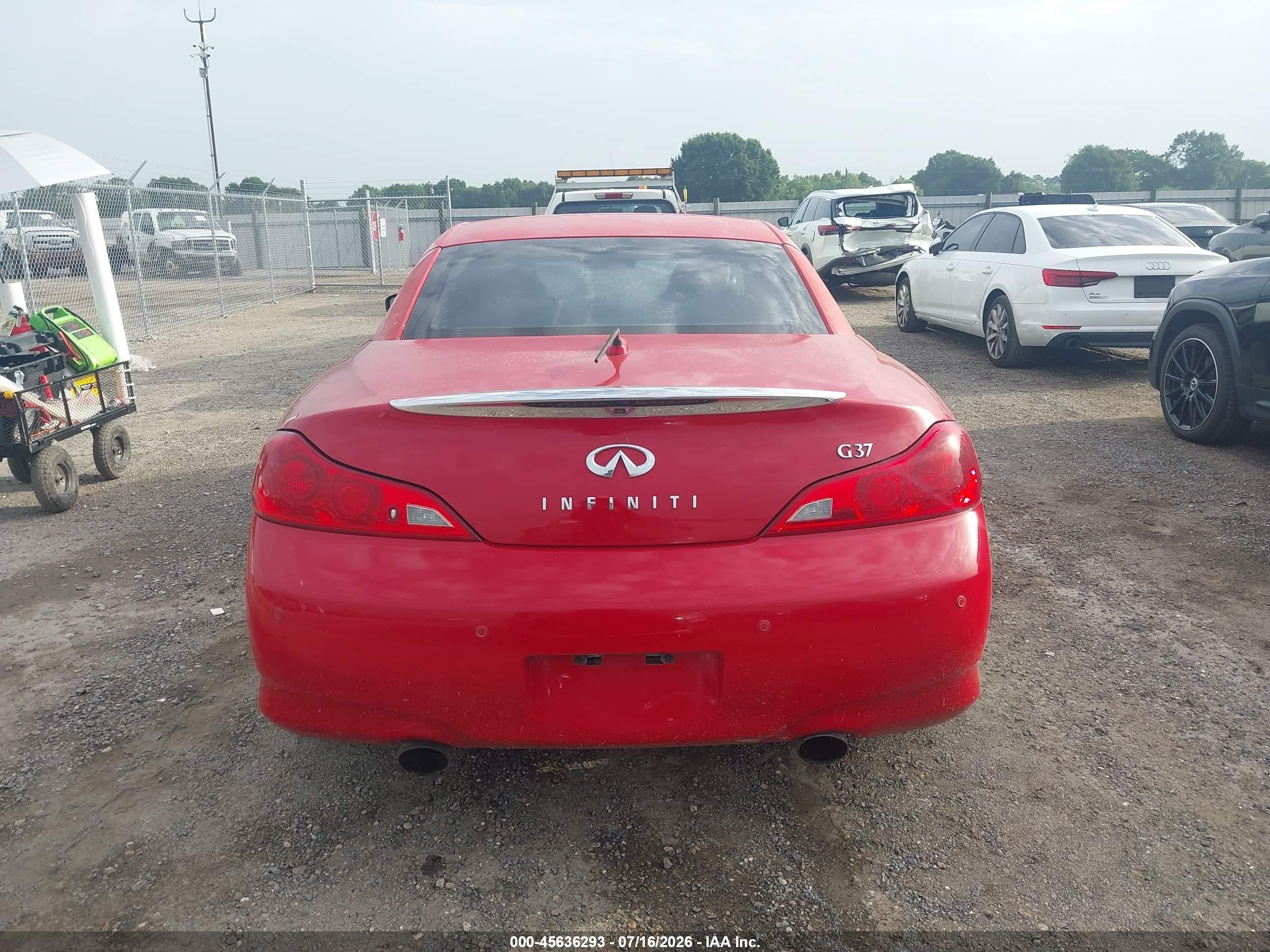2010 Infiniti G37   Красный vin: JN1CV6FE7AM353725