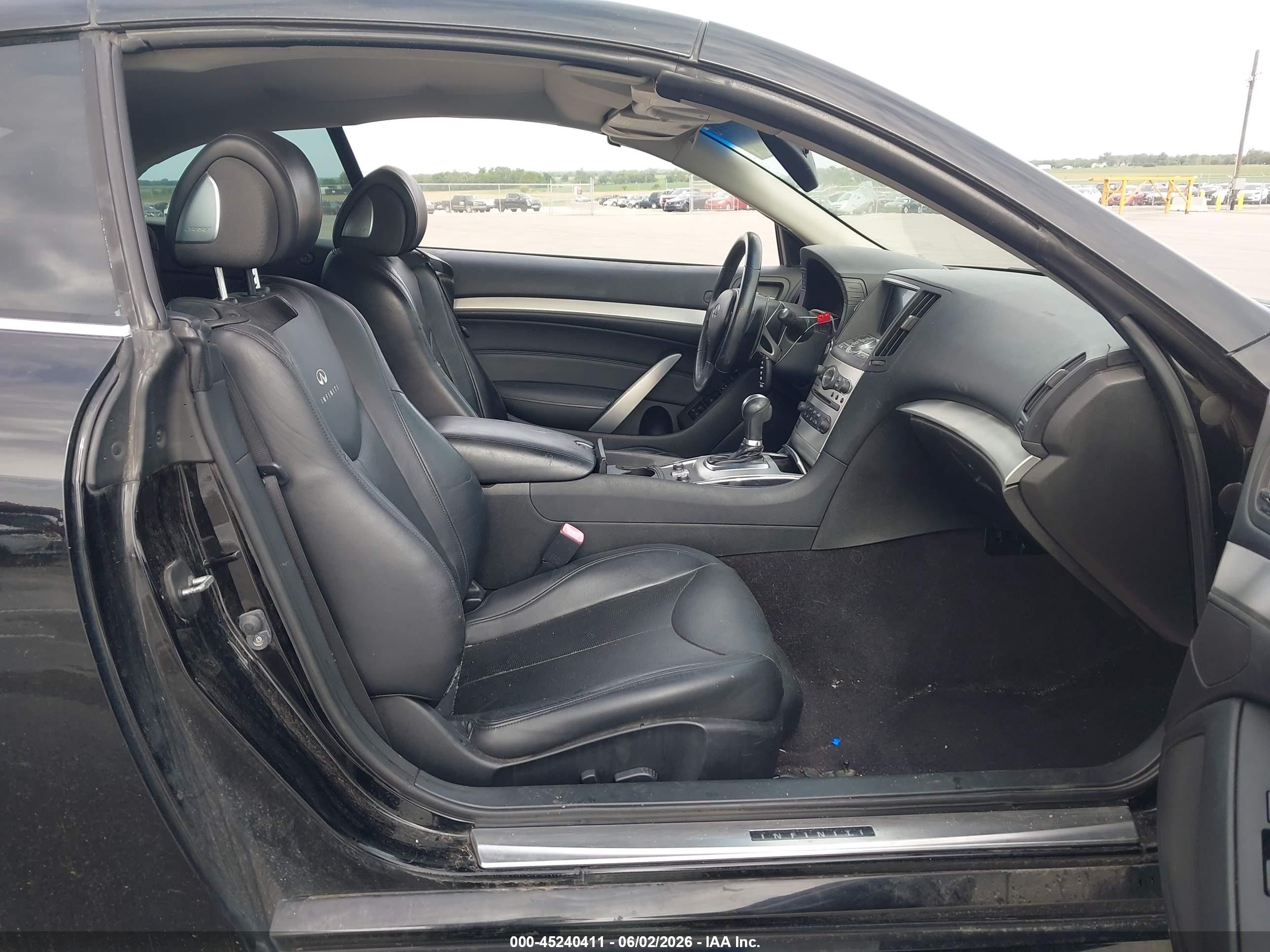 2011 Infiniti G37   Black vin: JN1CV6FE7BM950858