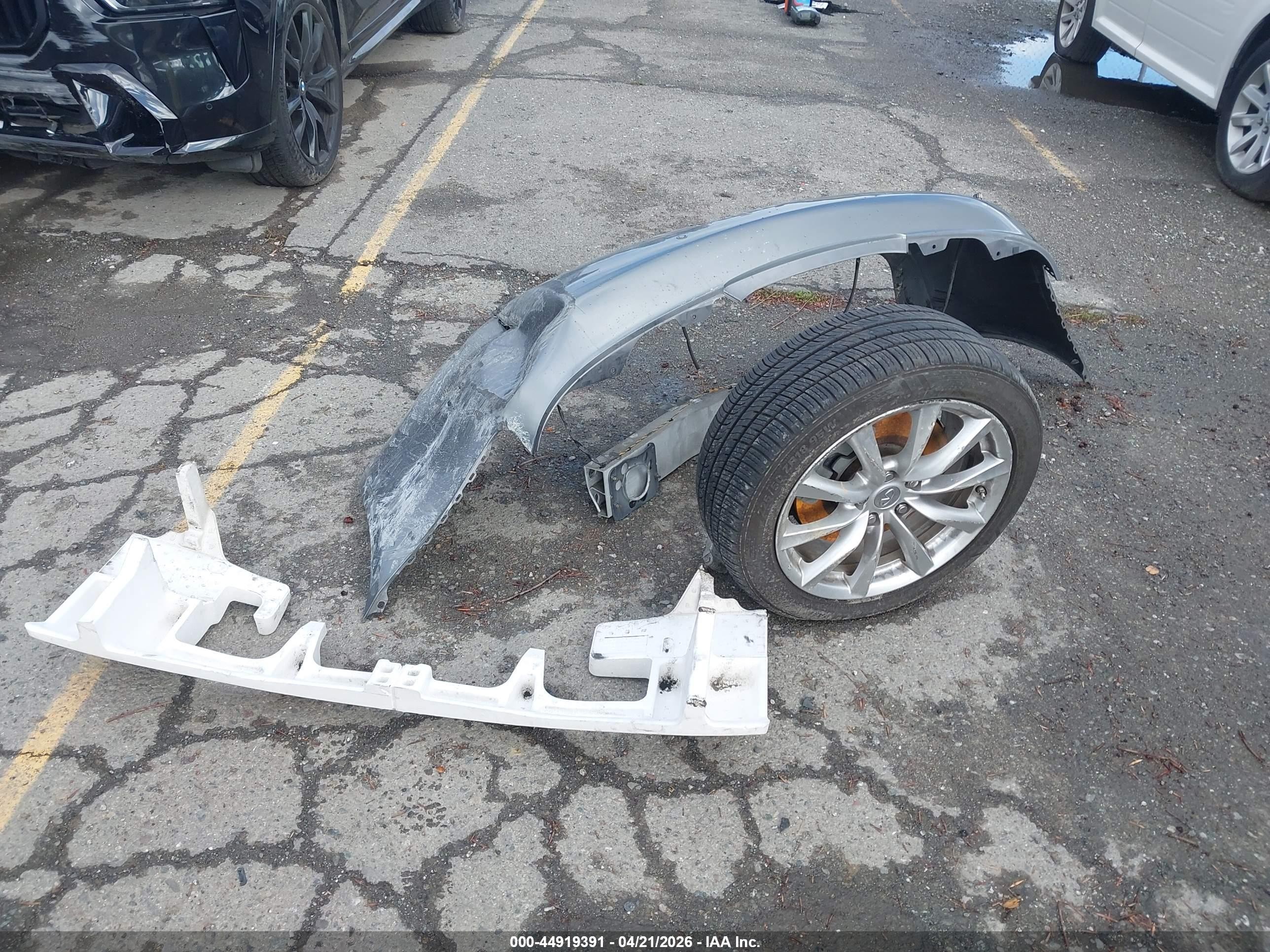 2011 Infiniti G37   Gray vin: JN1CV6FE8BM952036