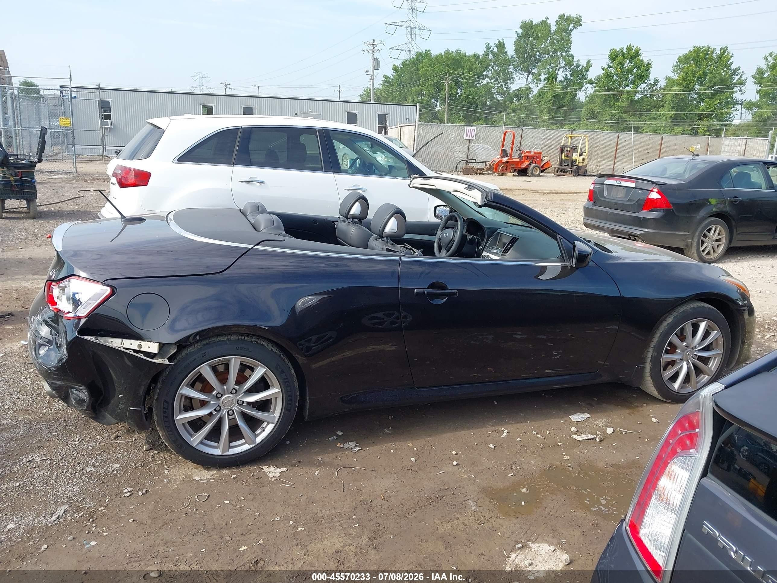 2011 Infiniti G37   Черный vin: JN1CV6FE8BM953946