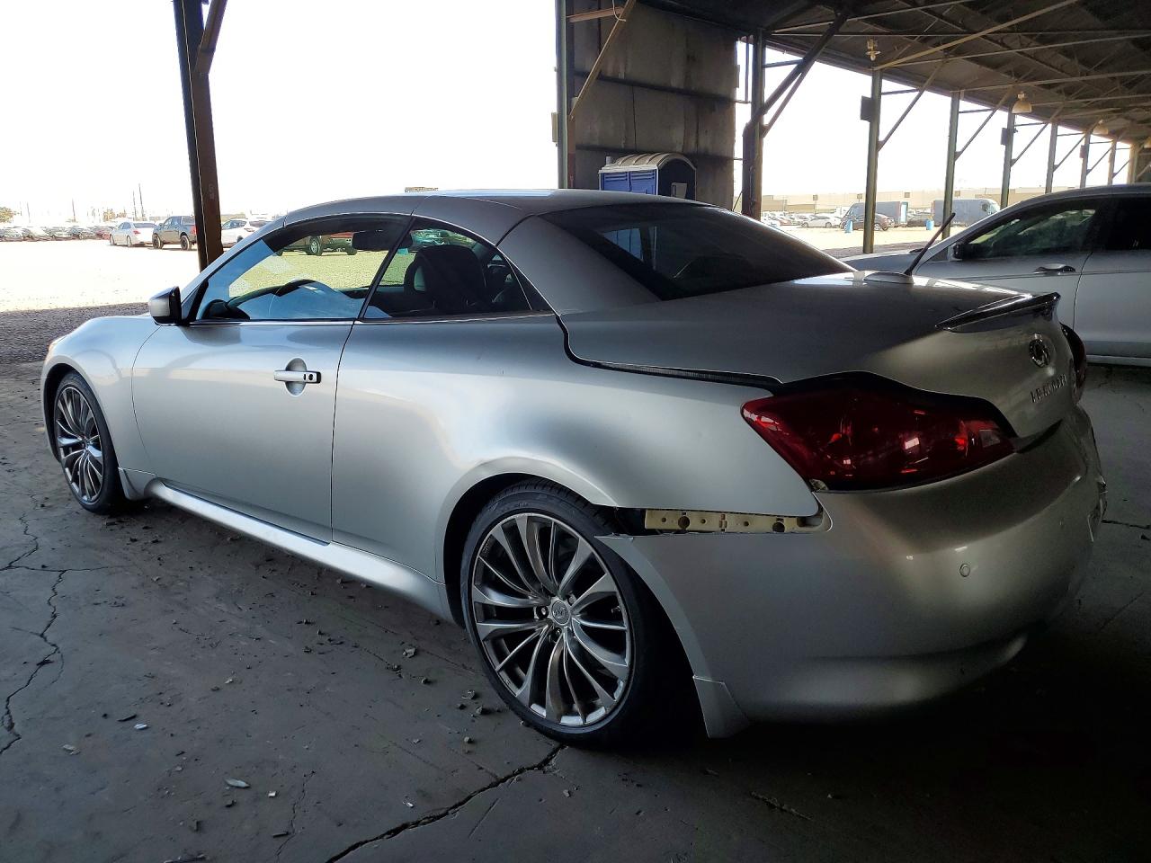 2014 Infiniti Q60 Convertible Base Silver vin: JN1CV6FE9EM902105