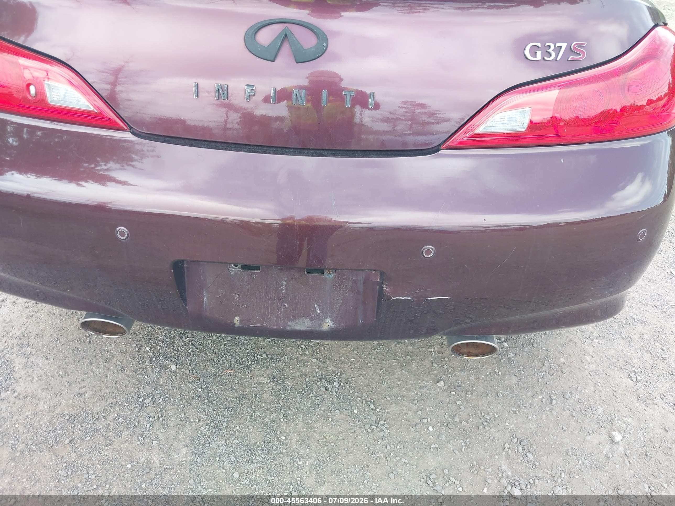 2010 Infiniti G37   Purple vin: JN1CV6FEXAM352942