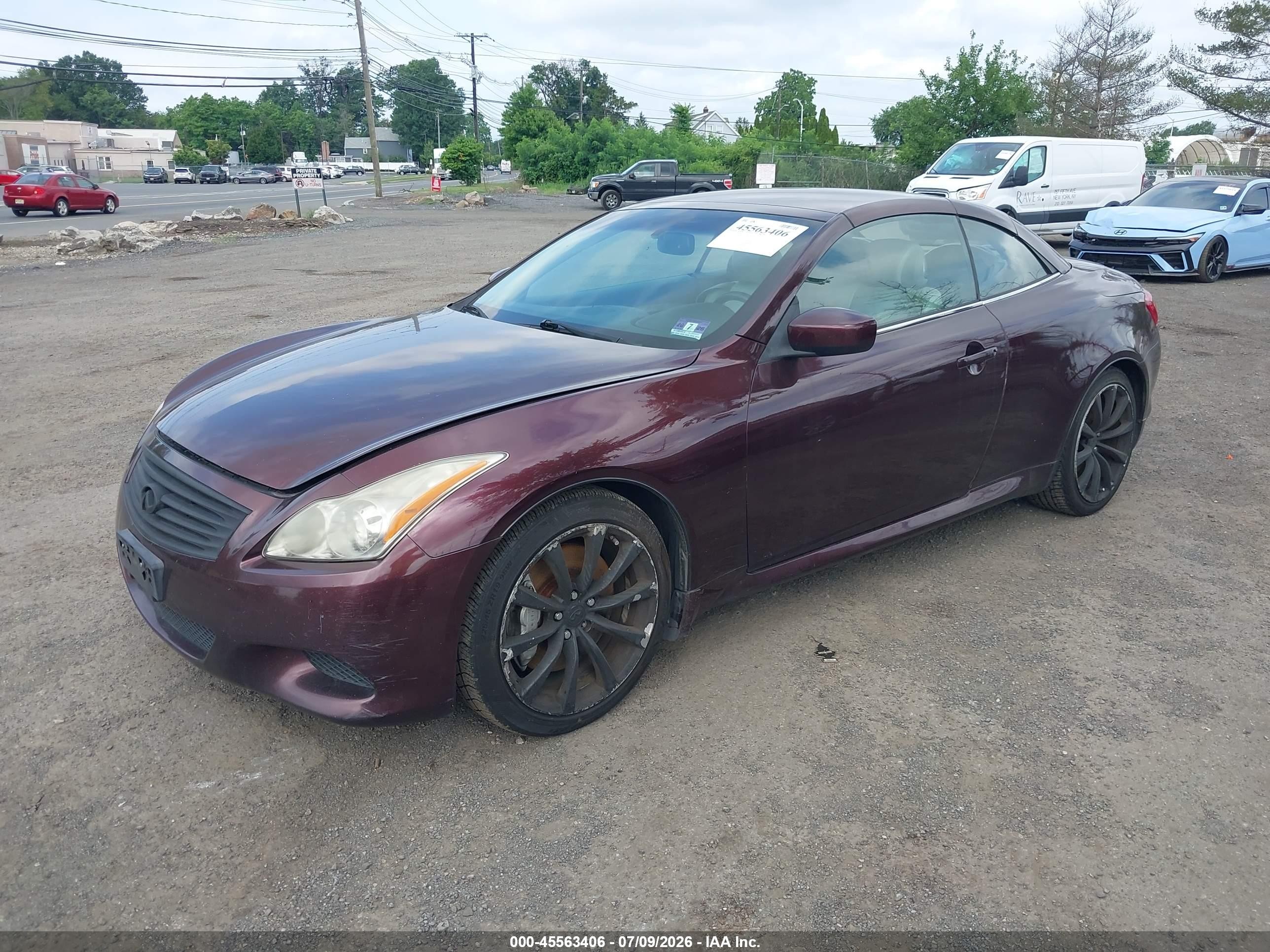 2010 Infiniti G37   Purple vin: JN1CV6FEXAM352942