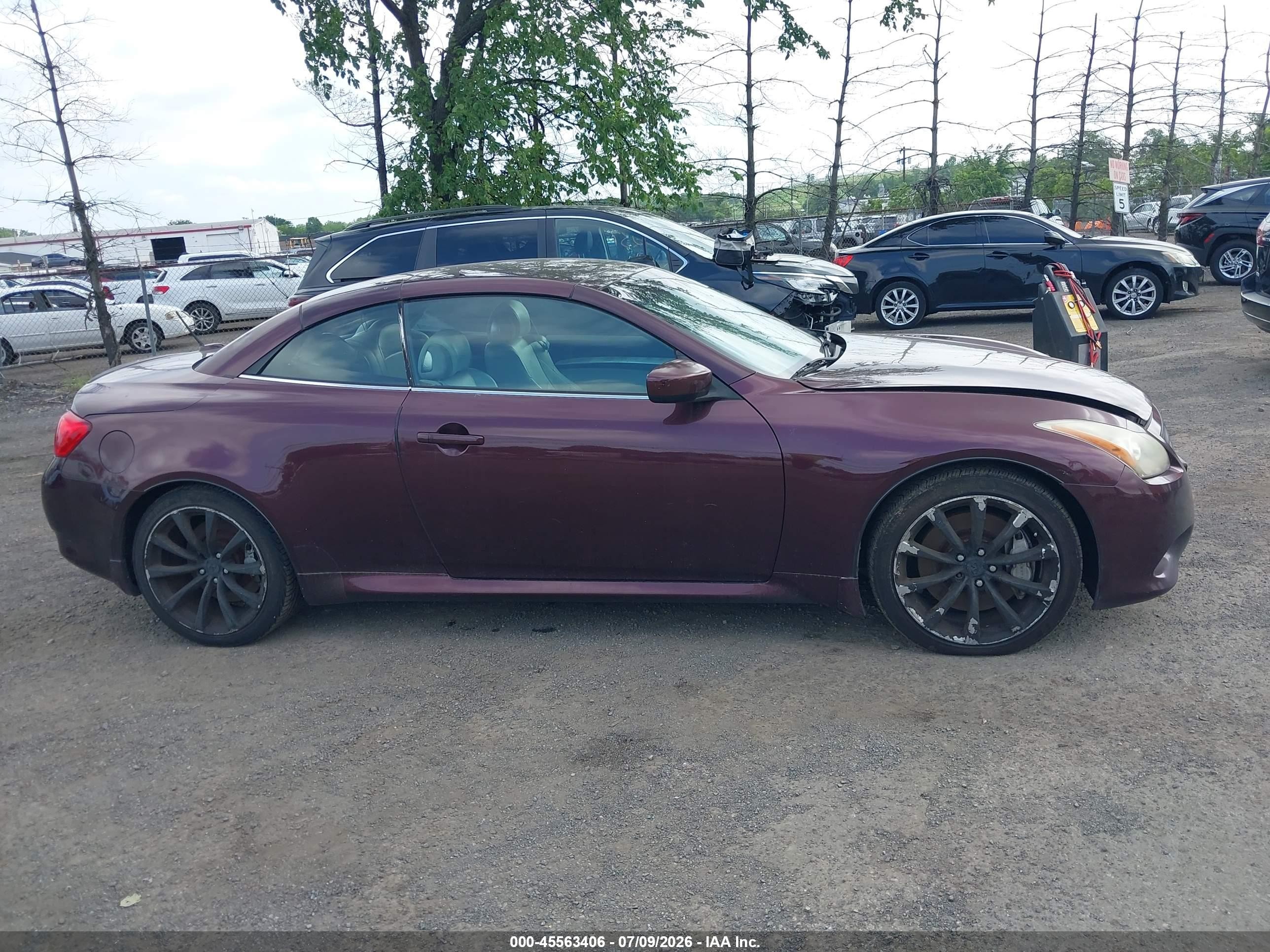 2010 Infiniti G37   Purple vin: JN1CV6FEXAM352942