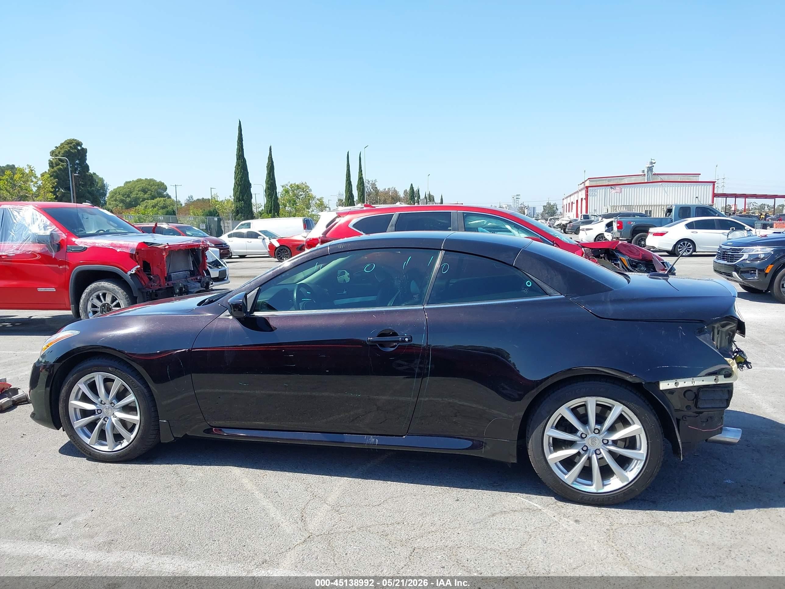 2013 Infiniti G37   Purple vin: JN1CV6FEXDM771443