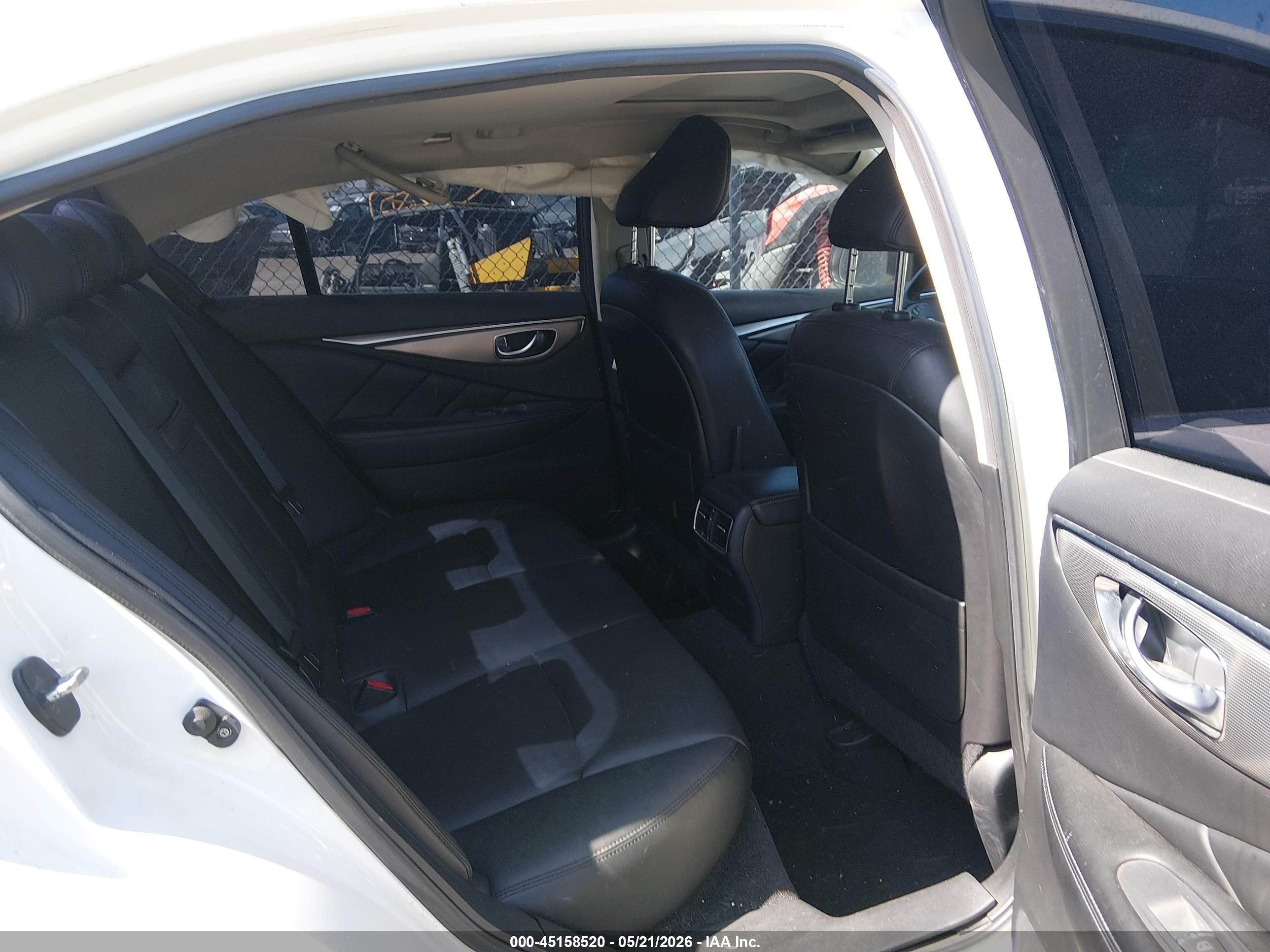2017 Infiniti Q50 2.0t Base White vin: JN1CV7AP2HM642357