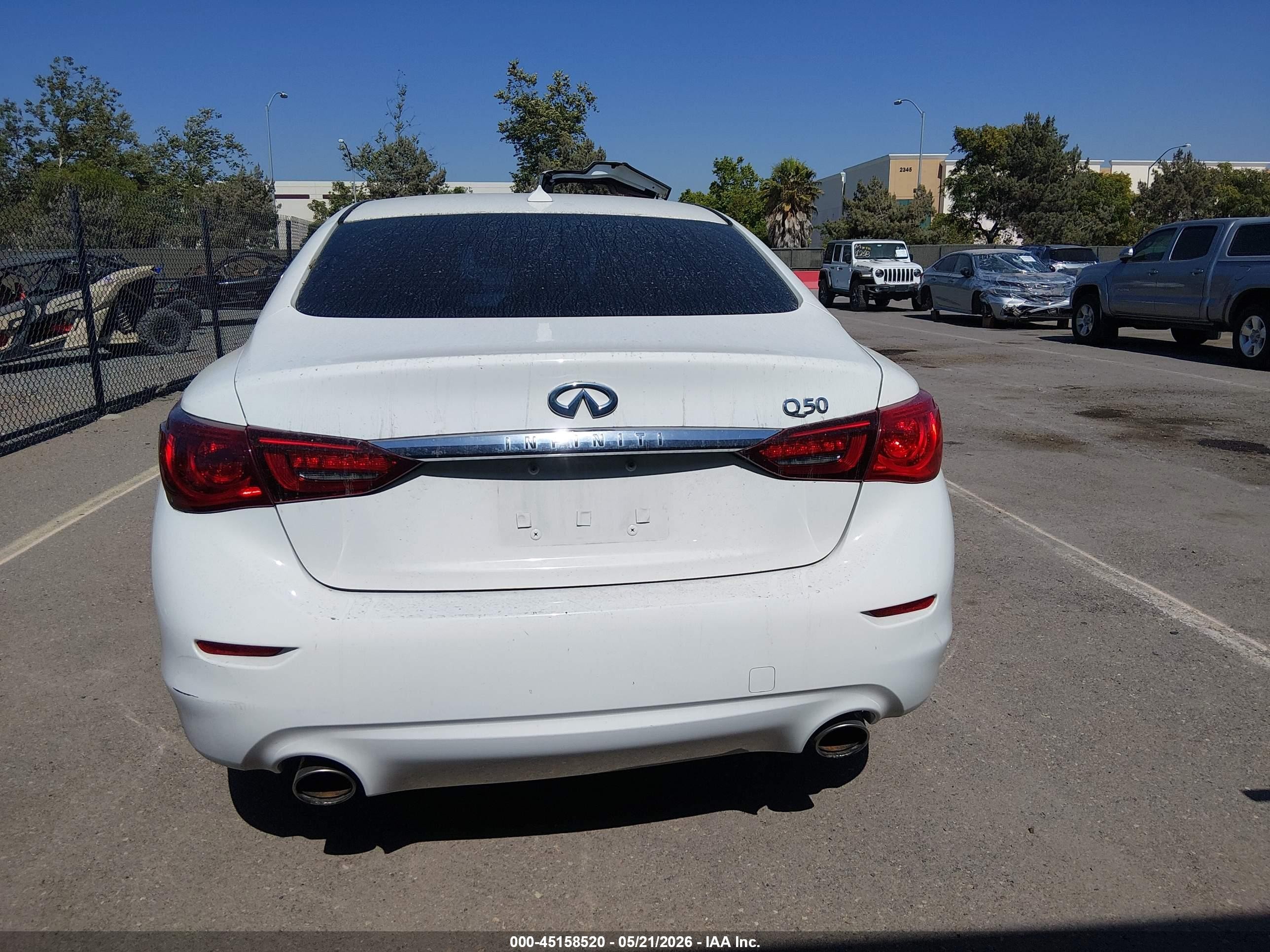 2017 Infiniti Q50 2.0t Base White vin: JN1CV7AP2HM642357