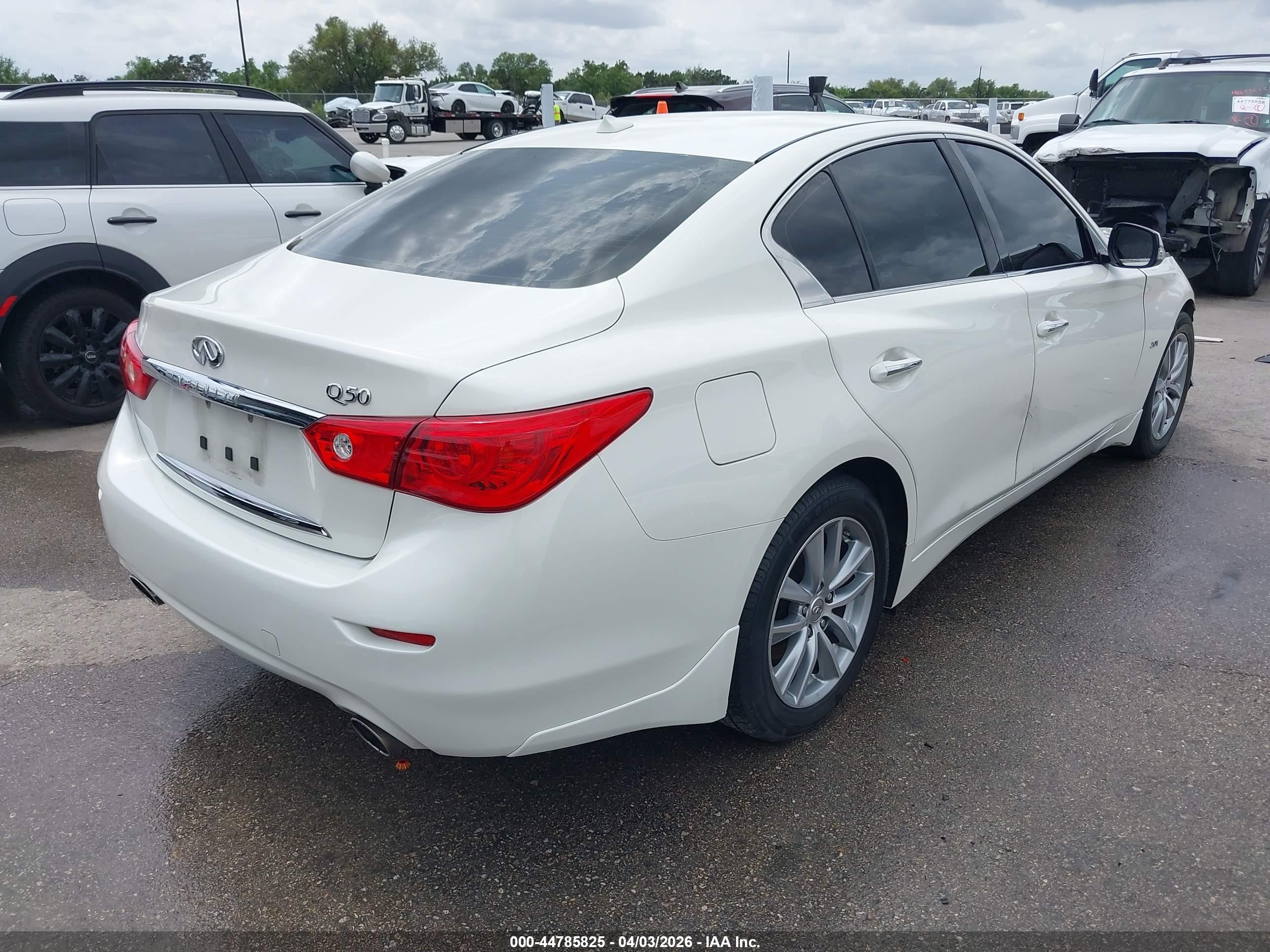 2017 Infiniti Q50 2.0t Premium White vin: JN1CV7AP4HM640562