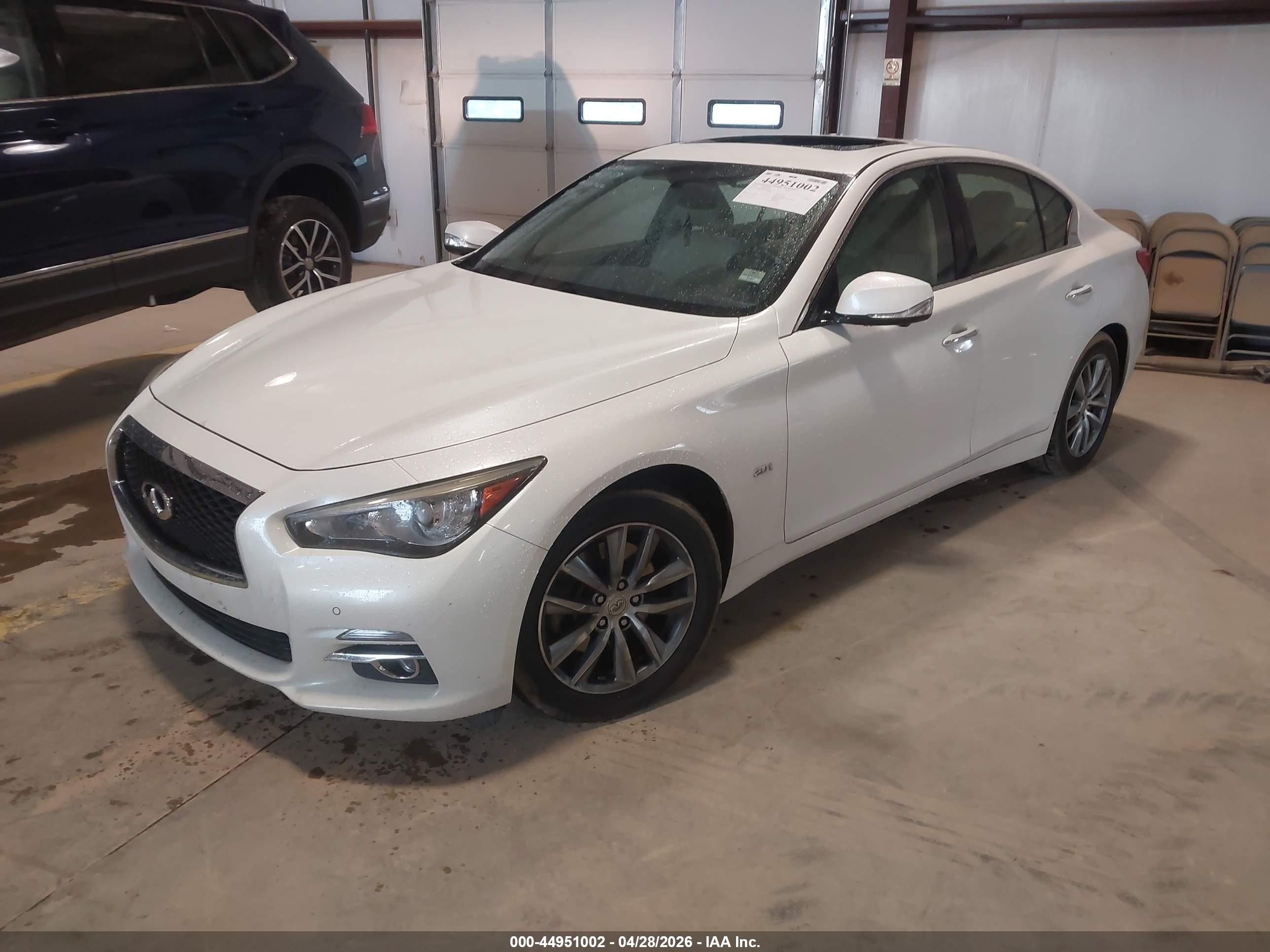 2016 Infiniti Q50 2.0t Premium White vin: JN1CV7AR7GM253164