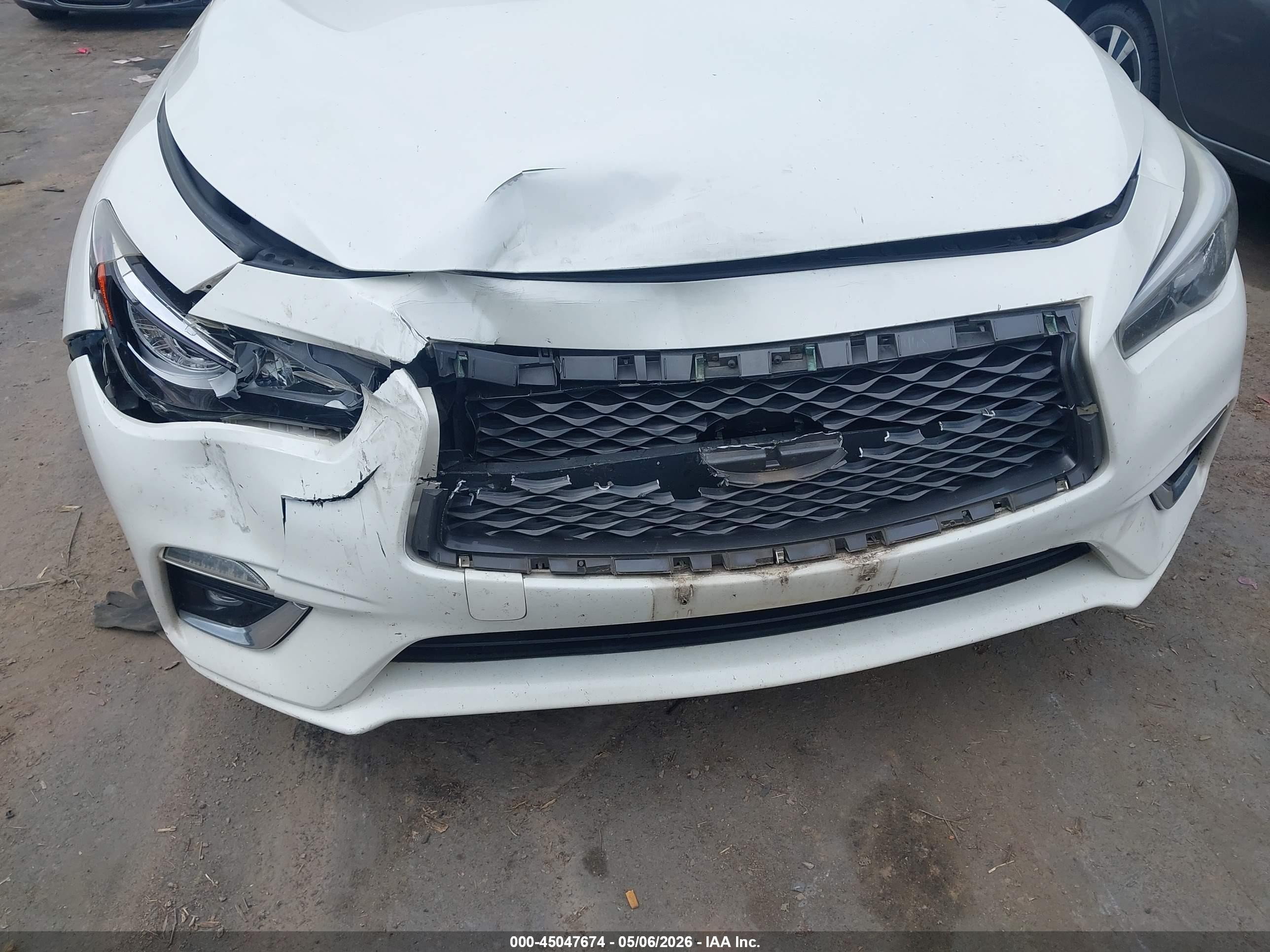 2018 Infiniti Q50 2.0t Luxe White vin: JN1CV7AR8JM280249