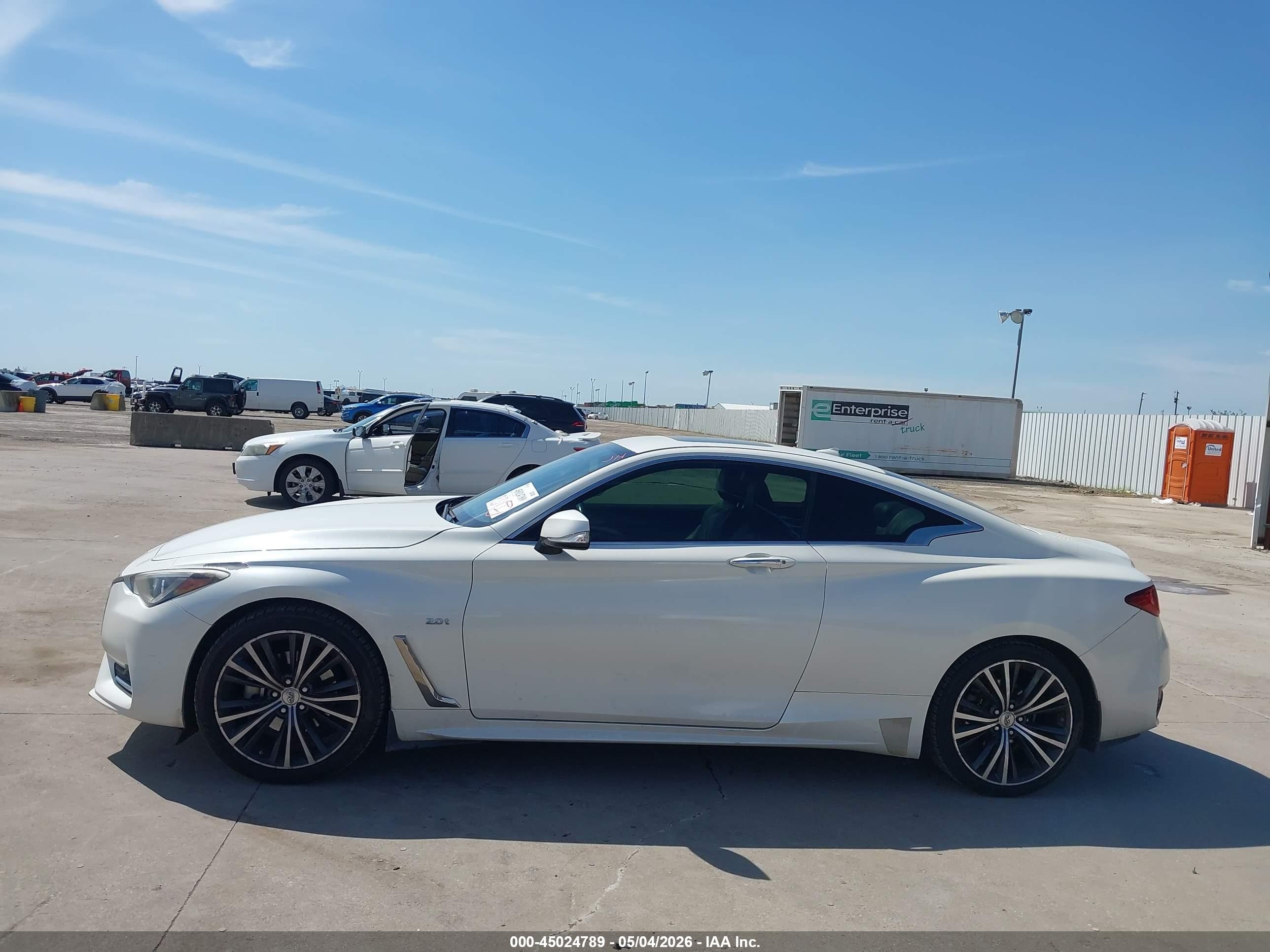 2017 Infiniti Q60 2.0t Premium White vin: JN1CV7EK8HM110657