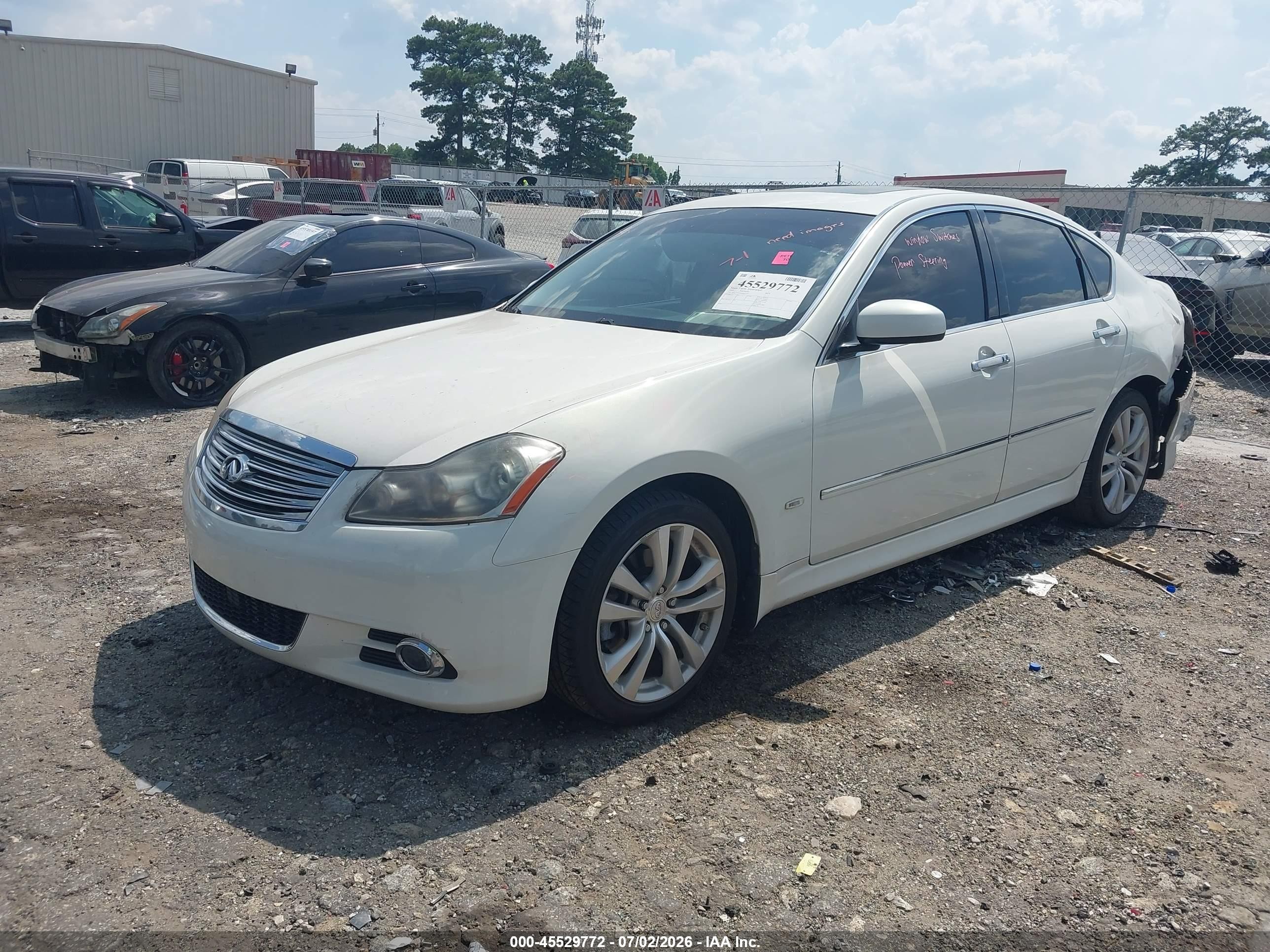 2010 Infiniti M35   White vin: JN1CY0AP9AM911751
