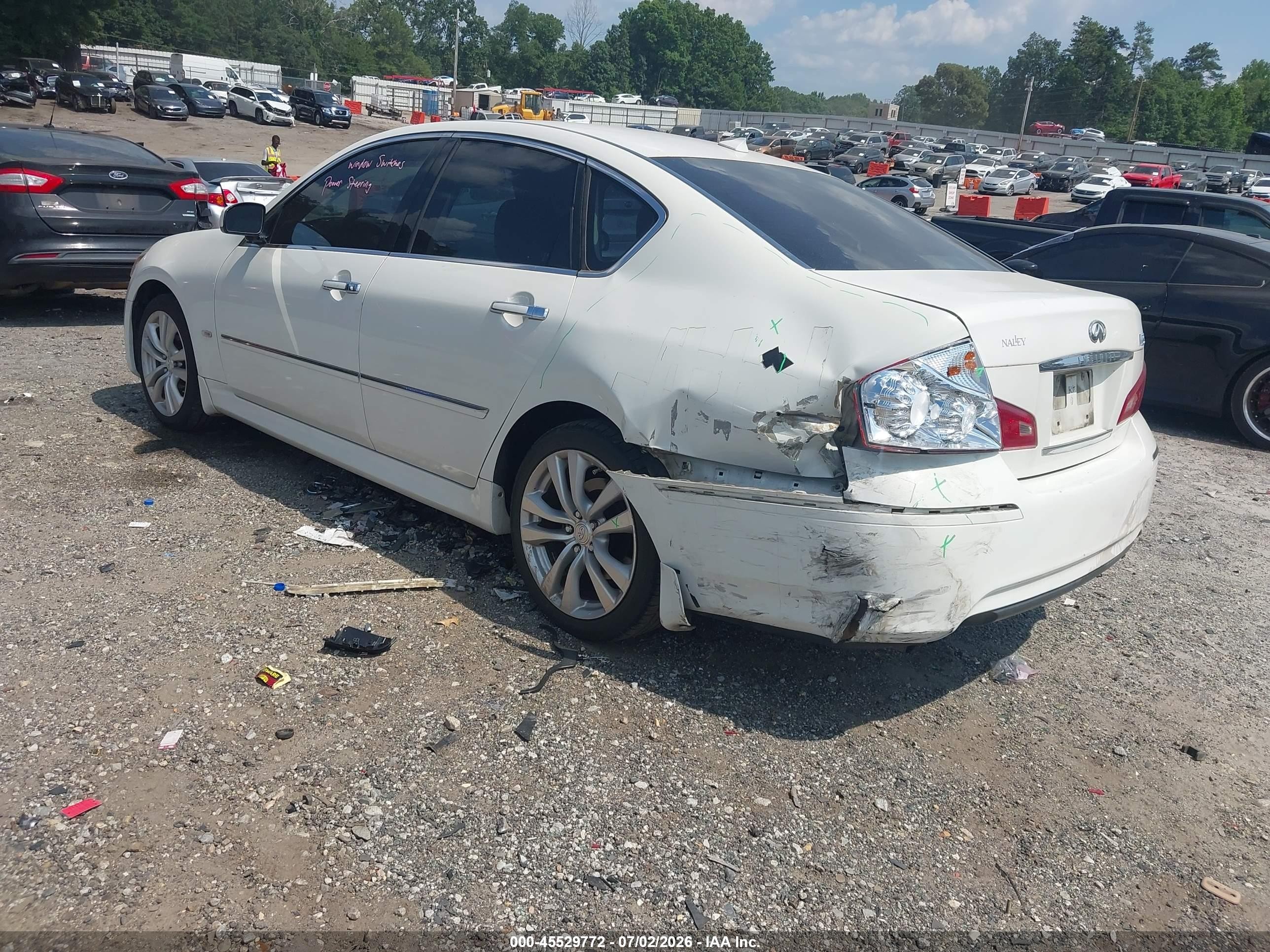 2010 Infiniti M35   White vin: JN1CY0AP9AM911751