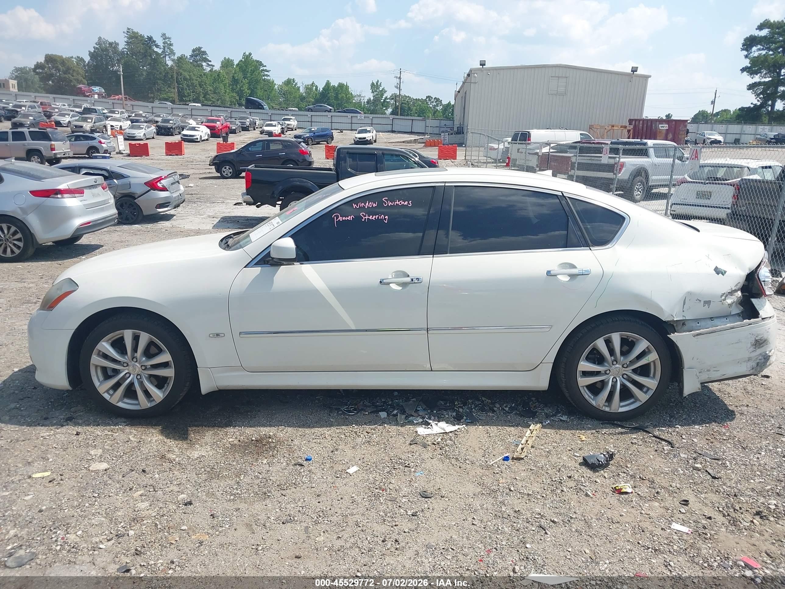 2010 Infiniti M35   White vin: JN1CY0AP9AM911751