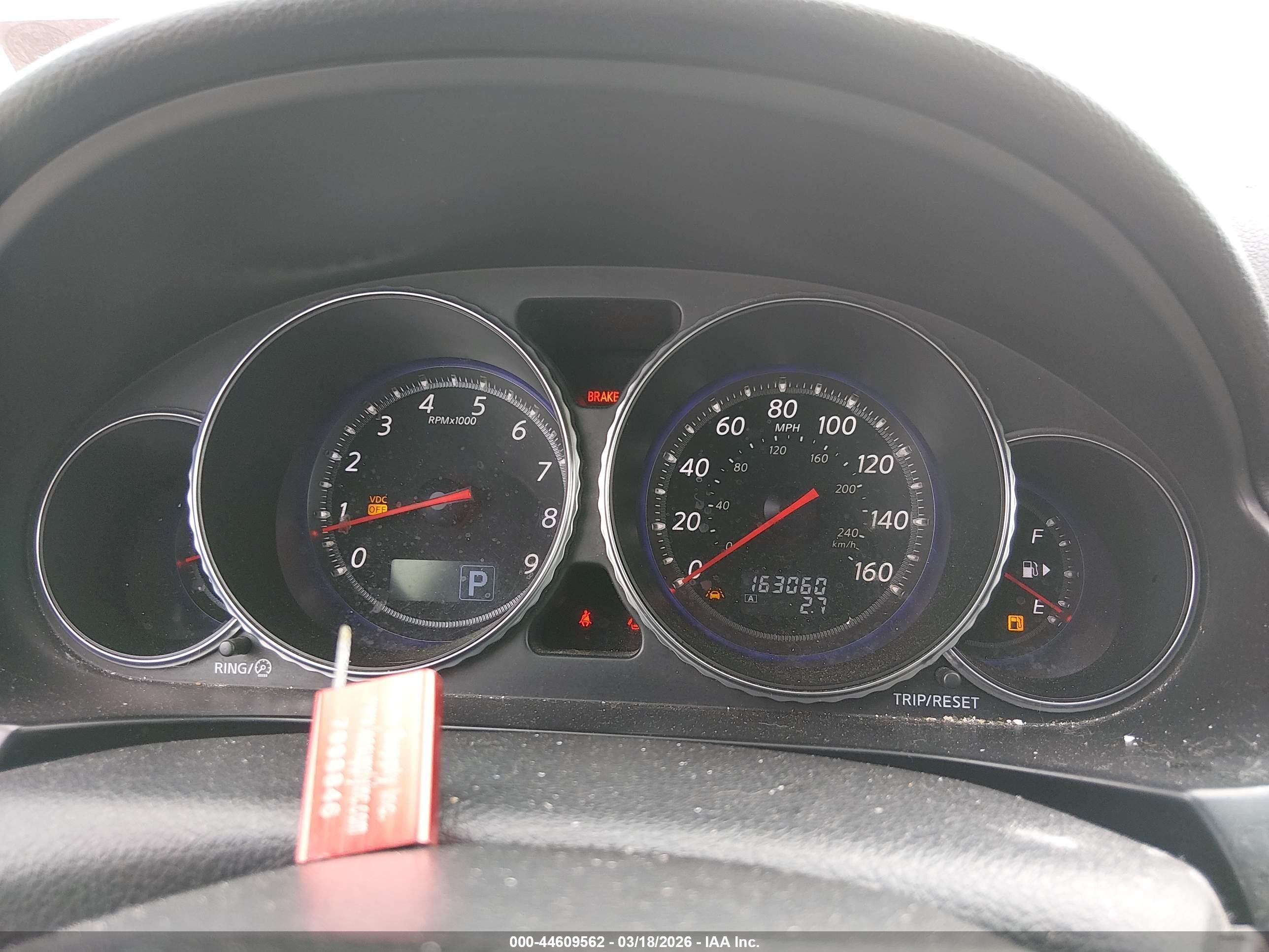 2010 Infiniti M35x   White vin: JN1CY0AR2AM961828