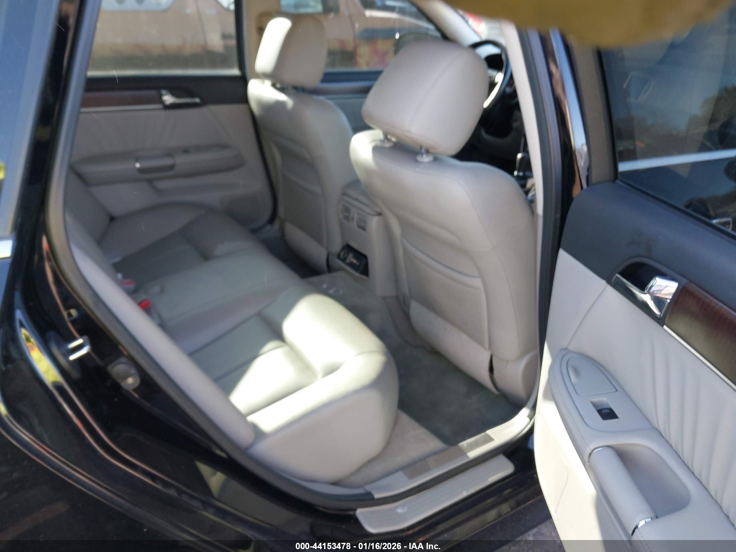2010 Infiniti M35x   Black vin: JN1CY0AR5AM961208