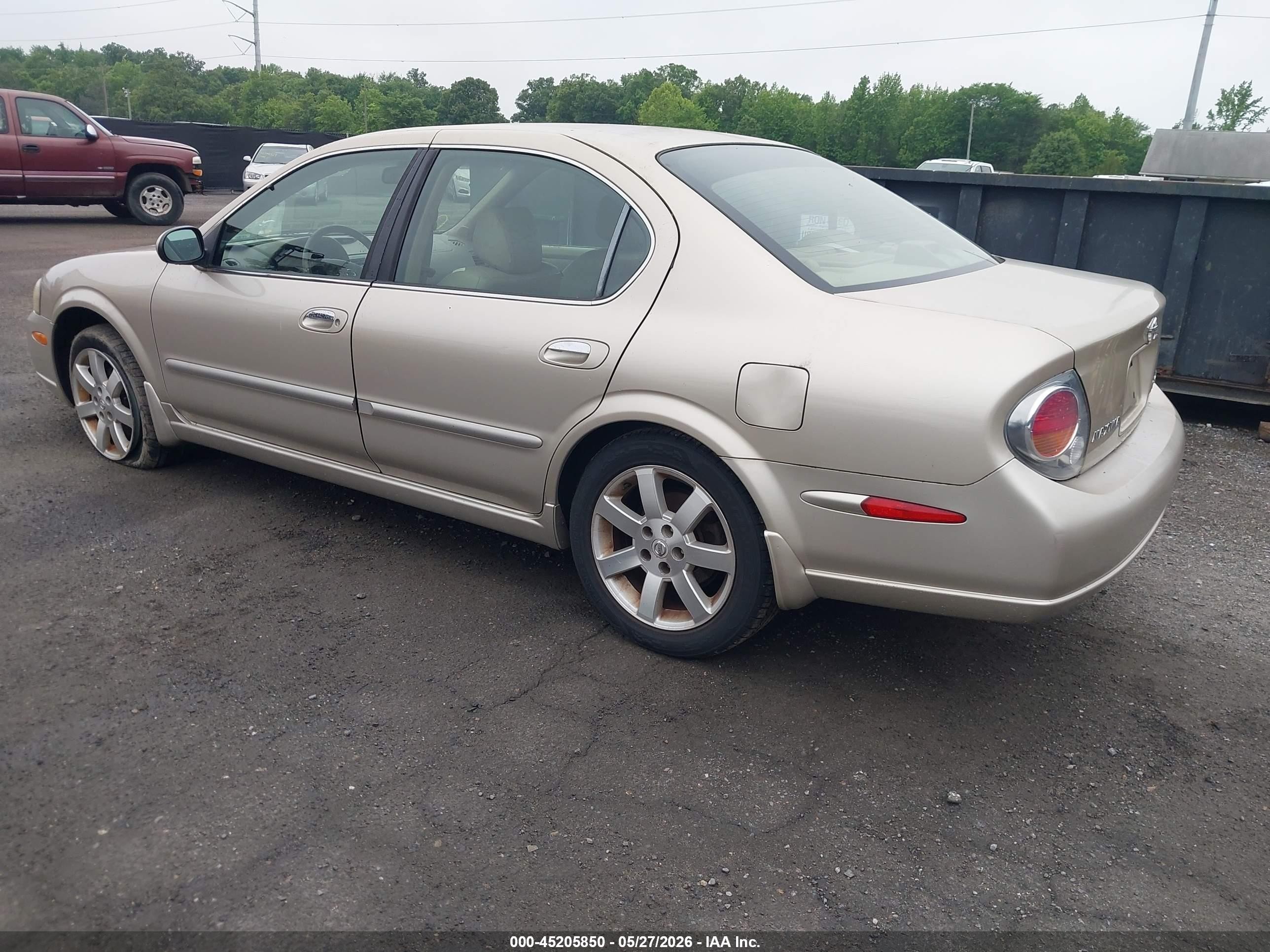 2003 Nissan Maxima Gle Gold vin: JN1DA31A13T436160