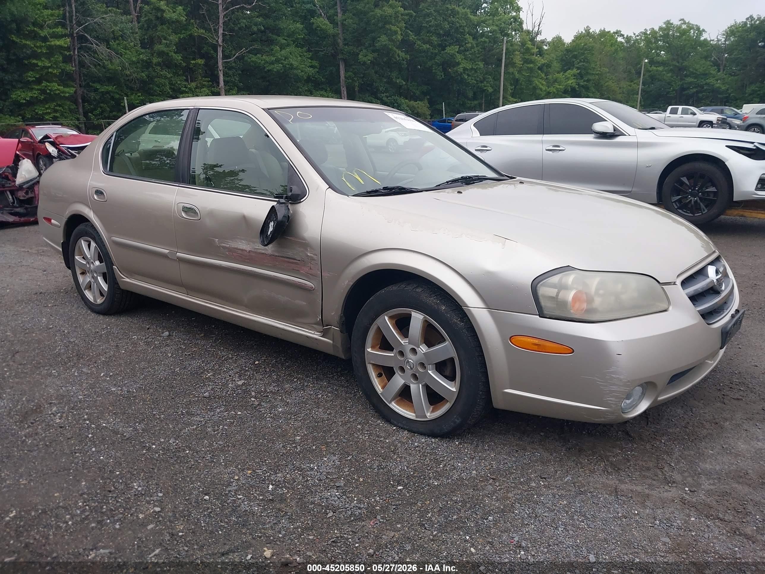 2003 Nissan Maxima Gle Gold vin: JN1DA31A13T436160