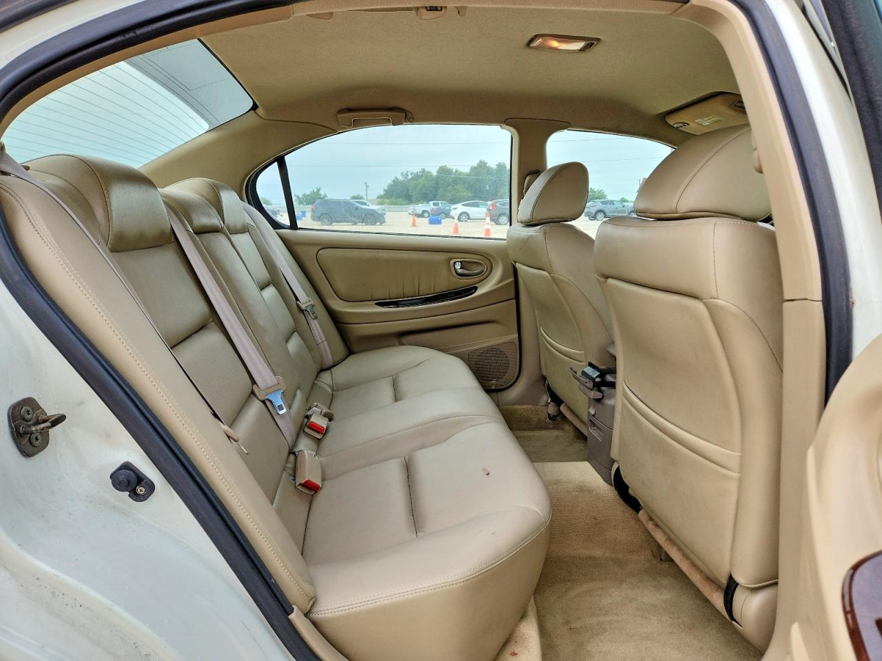 2003 Nissan Maxima Gxe White vin: JN1DA31A13T439768
