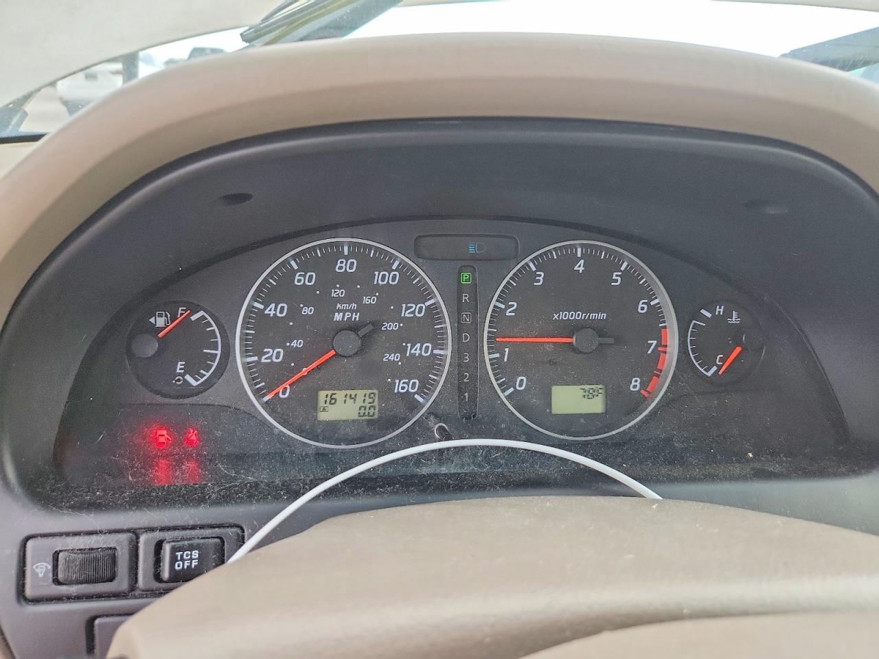 2003 Nissan Maxima Gxe Gold vin: JN1DA31A83T439721