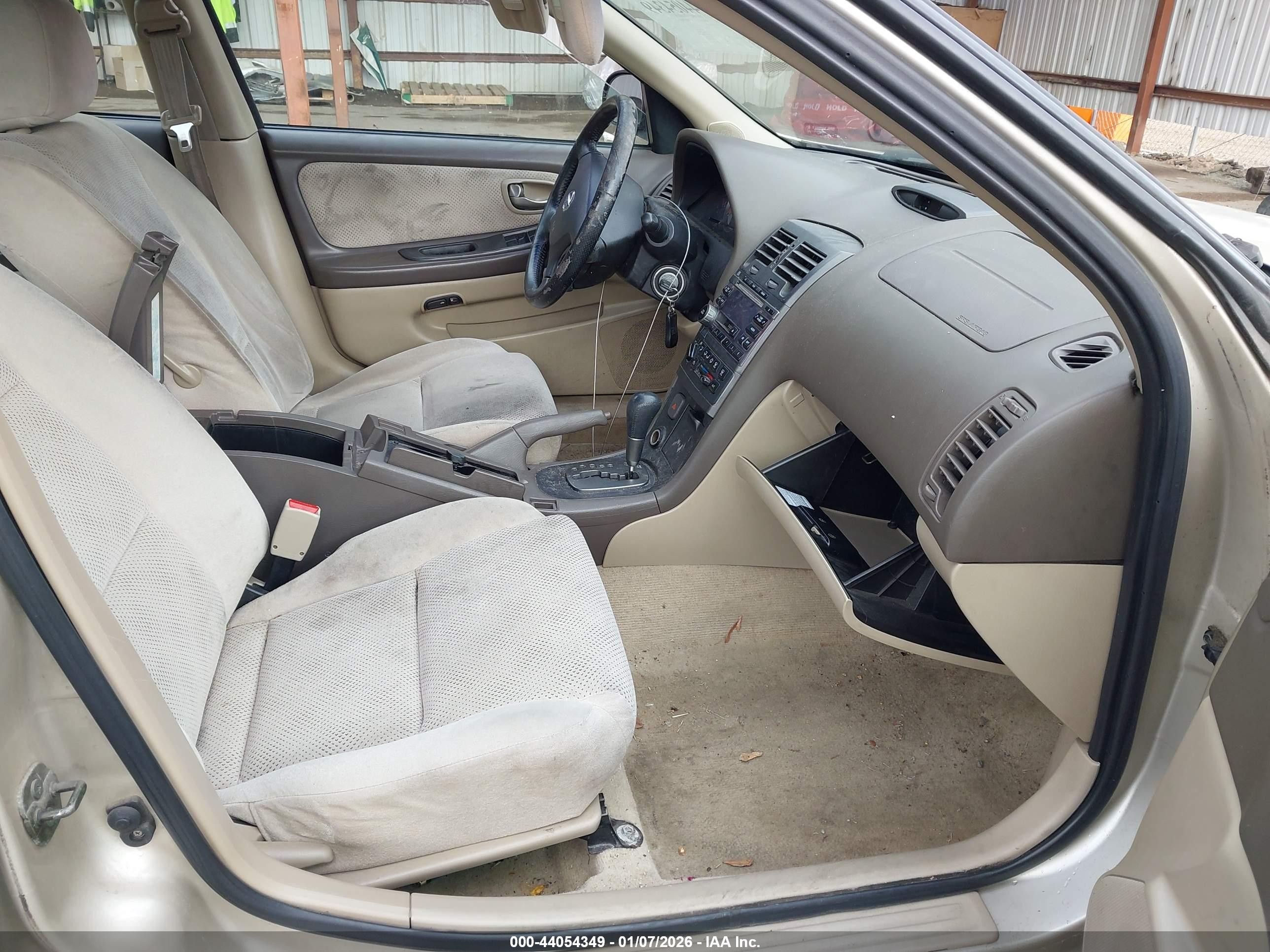 2002 Nissan Maxima Se Beige vin: JN1DA31D22T442090