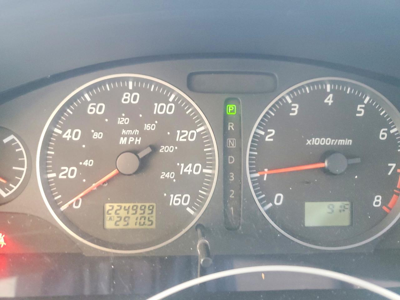 2002 Nissan Maxima Burgundy vin: JN1DA31D52T410105