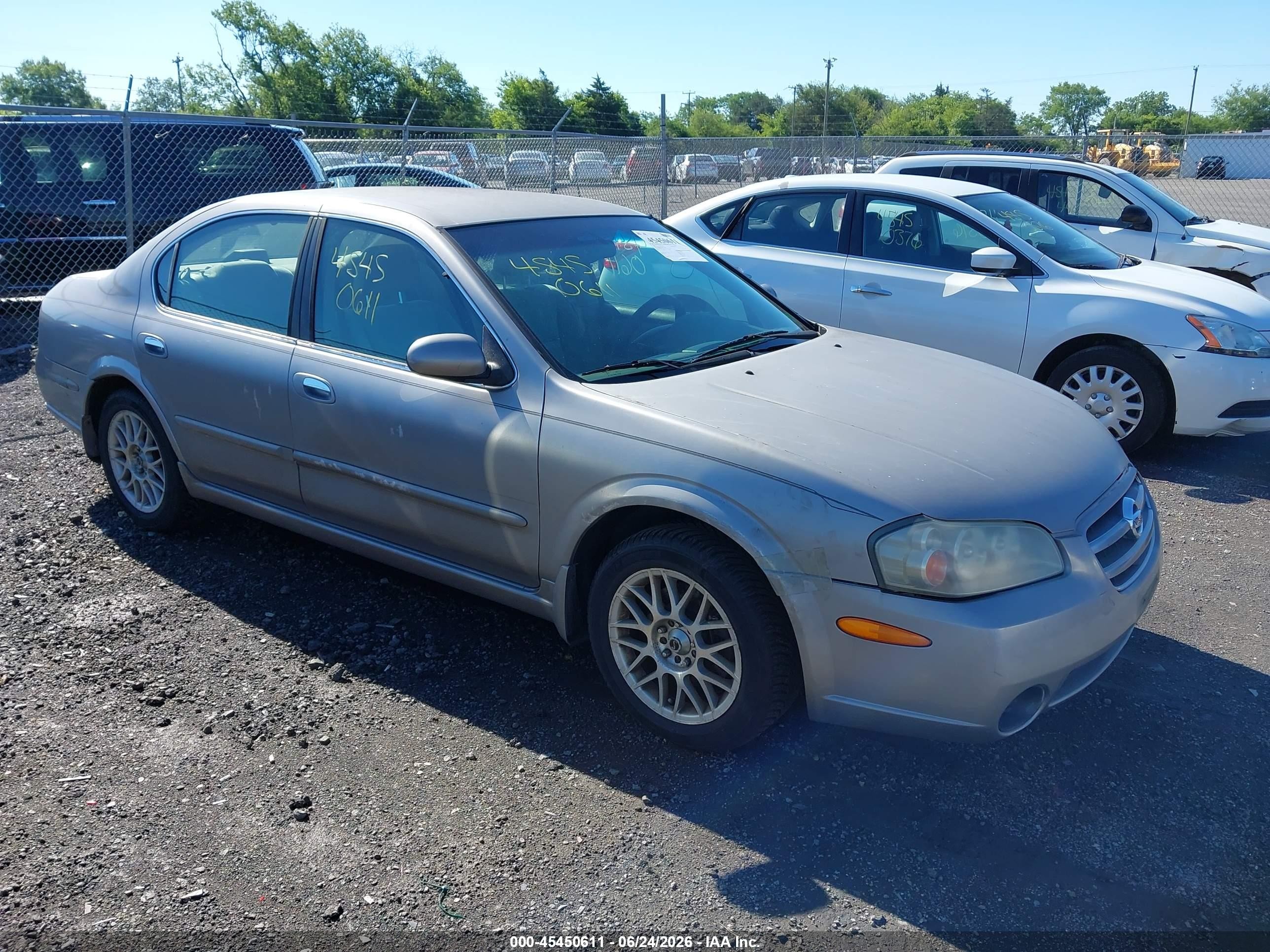 2002 Nissan Maxima Gxe Silver vin: JN1DA31D82T413984
