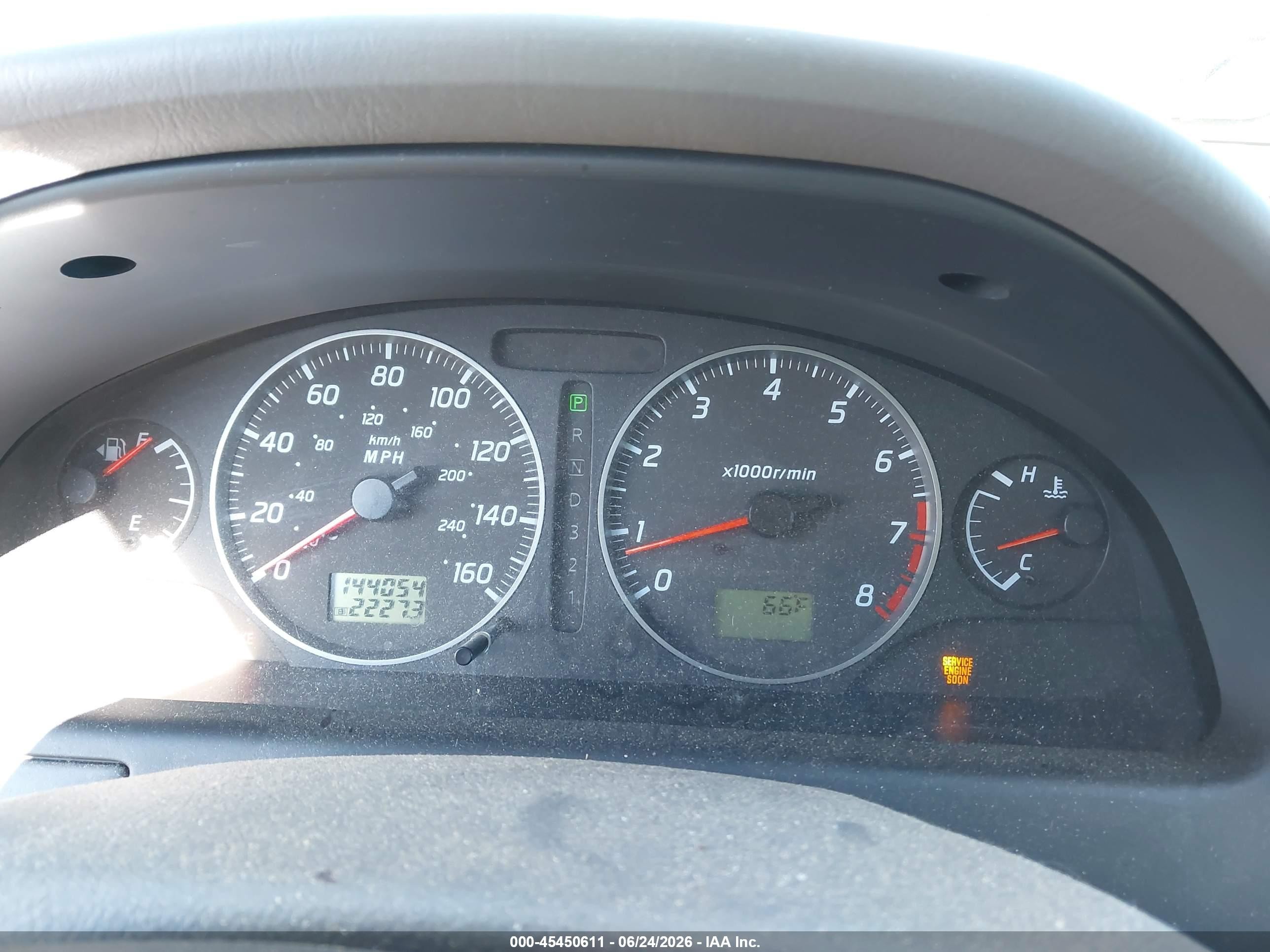 2002 Nissan Maxima Gxe Silver vin: JN1DA31D82T413984