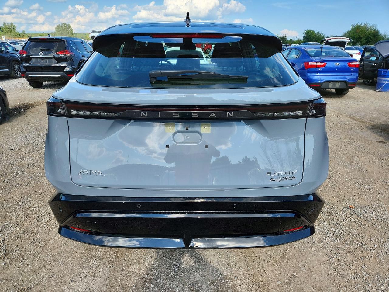 2024 Nissan Ariya Platinum + Gray vin: JN1DF0CD5RM742305