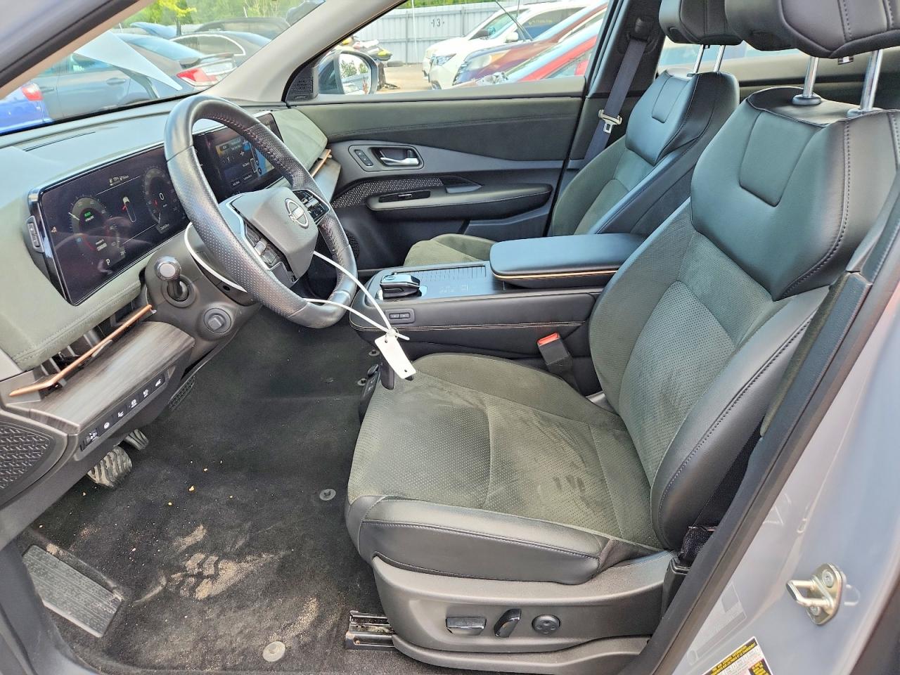 2024 Nissan Ariya Platinum + Gray vin: JN1DF0CD5RM742305