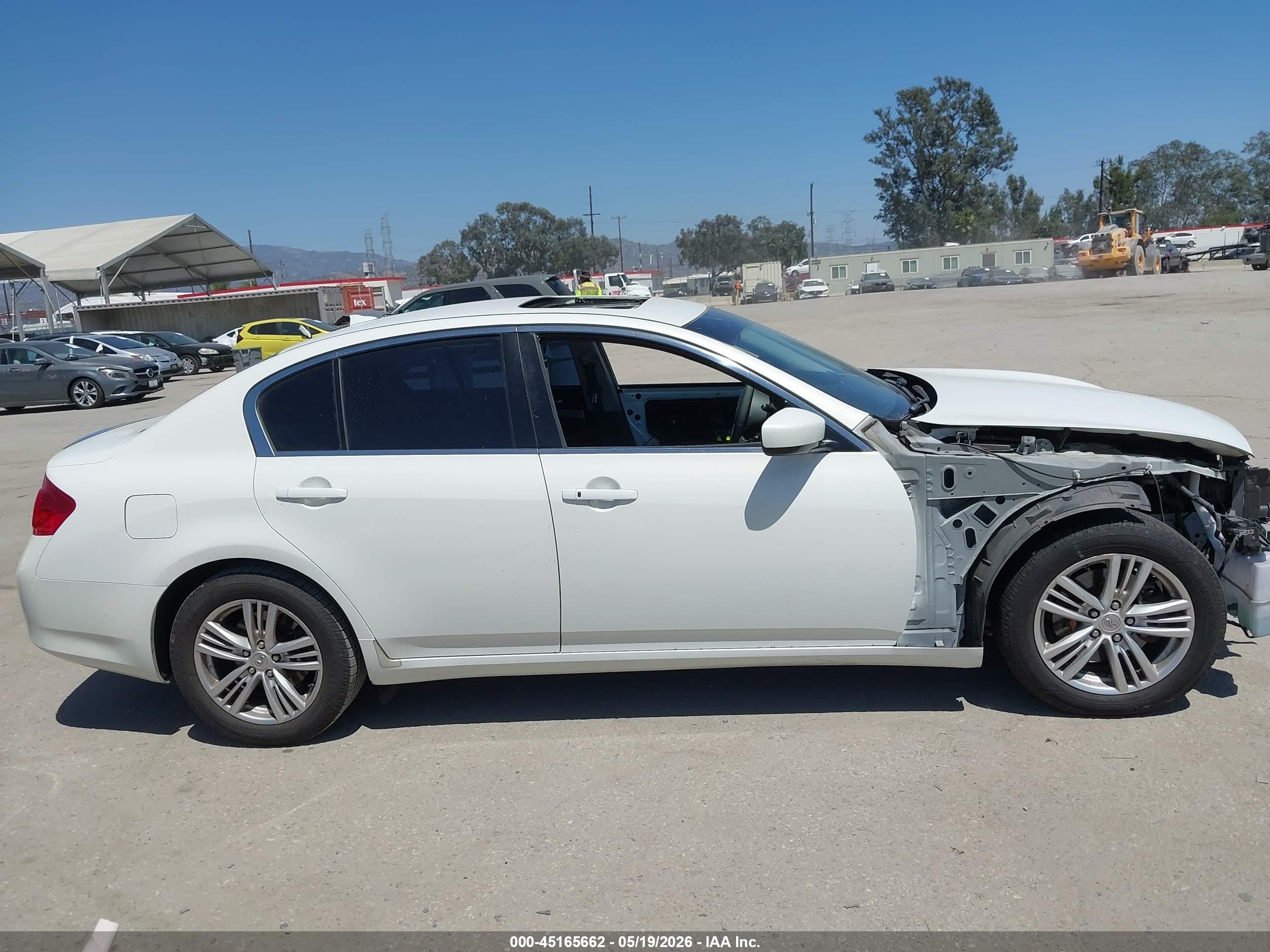 2012 Infiniti G25 Journey White vin: JN1DV6AP1CM700336
