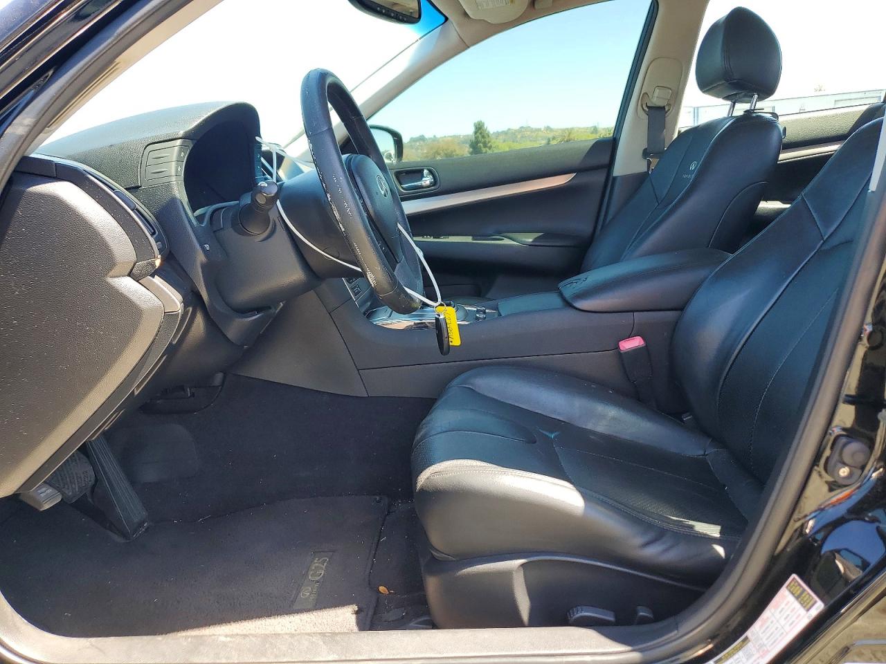 2011 Infiniti G25 Sedan Base Черный vin: JN1DV6AP2BM600695