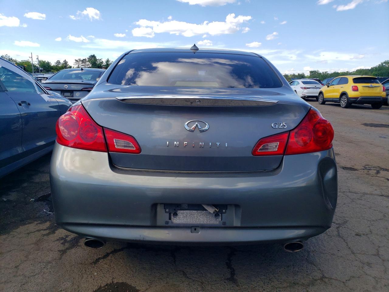 2011 Infiniti G25 Sedan Base Gray vin: JN1DV6AP2BM602592