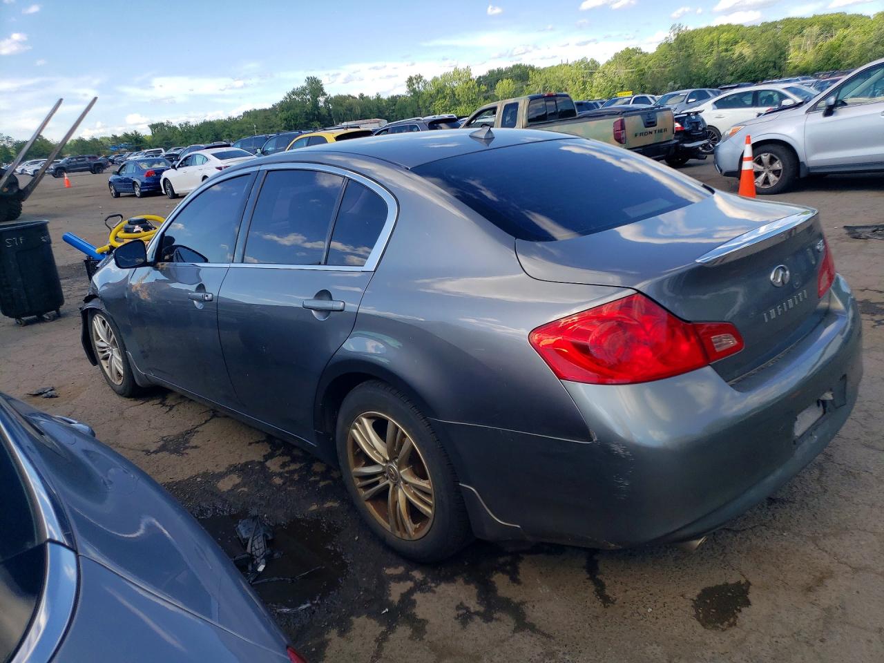 2011 Infiniti G25 Sedan Base Gray vin: JN1DV6AP2BM602592
