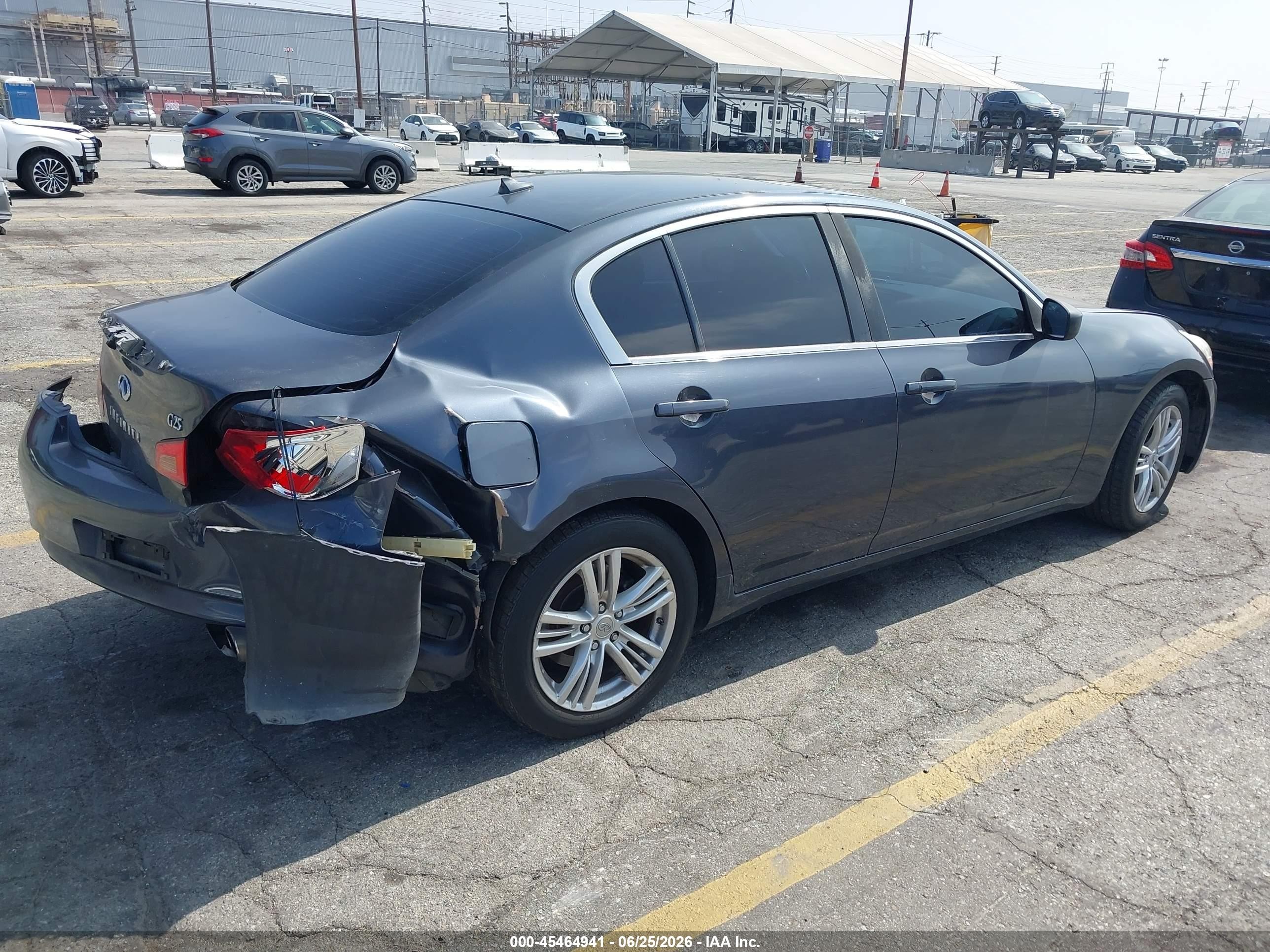 2011 Infiniti G25 Journey Blue vin: JN1DV6AP2BM830883