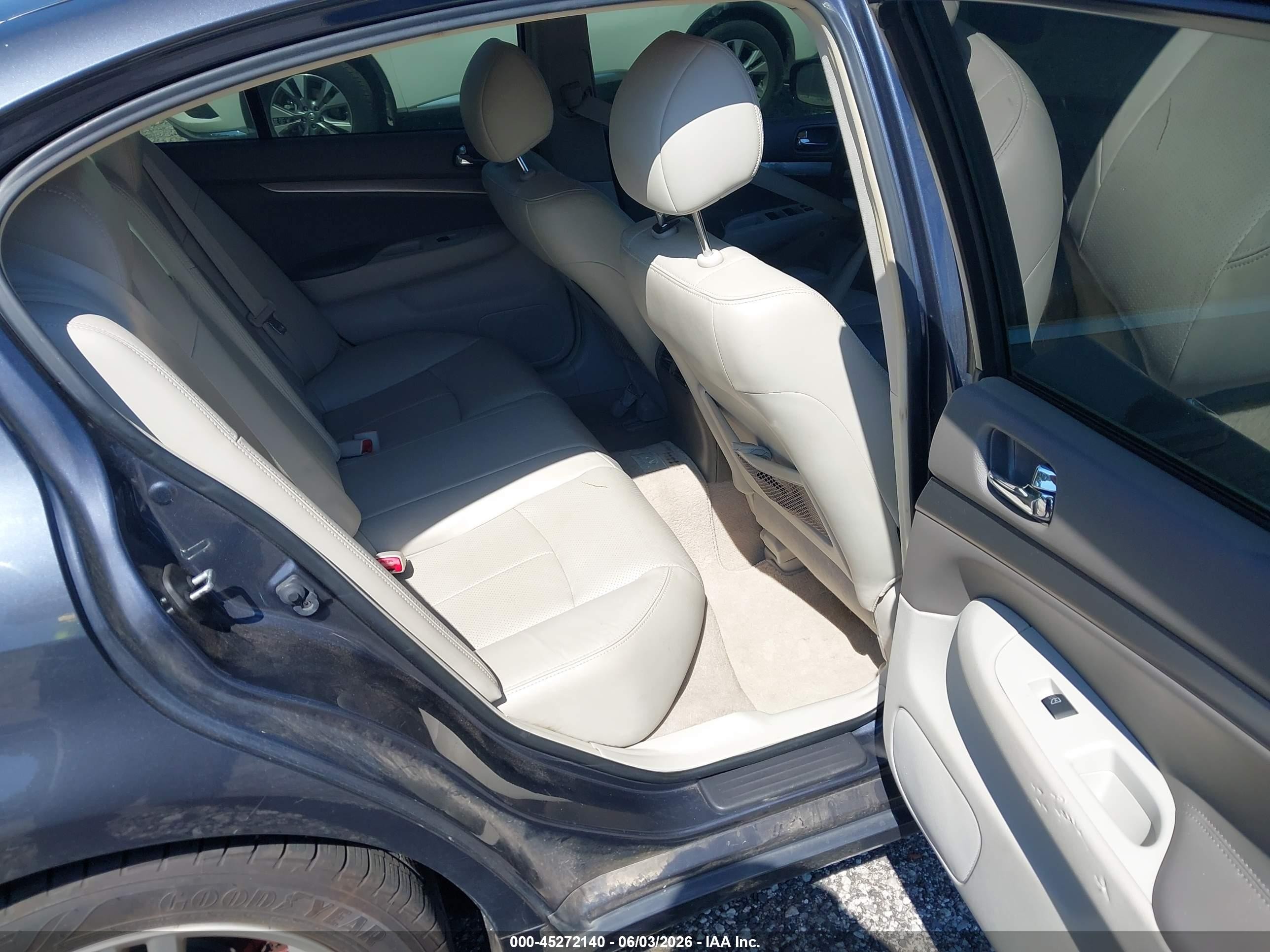 2012 Infiniti G25 Journey Gray vin: JN1DV6AP2CM810473