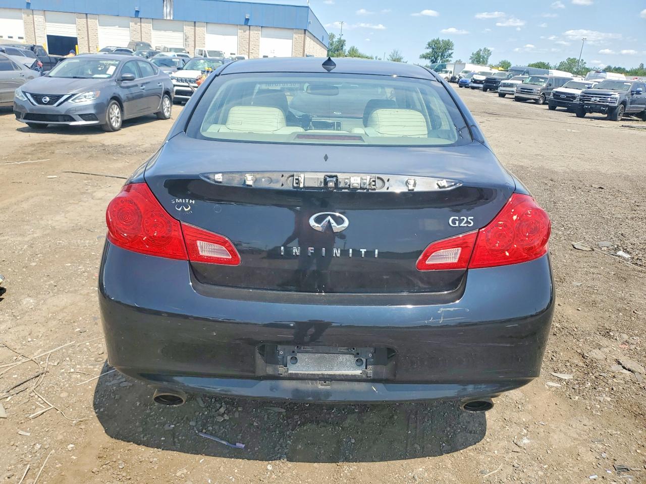 2011 Infiniti G25 Sedan Base Black vin: JN1DV6AP3BM830777