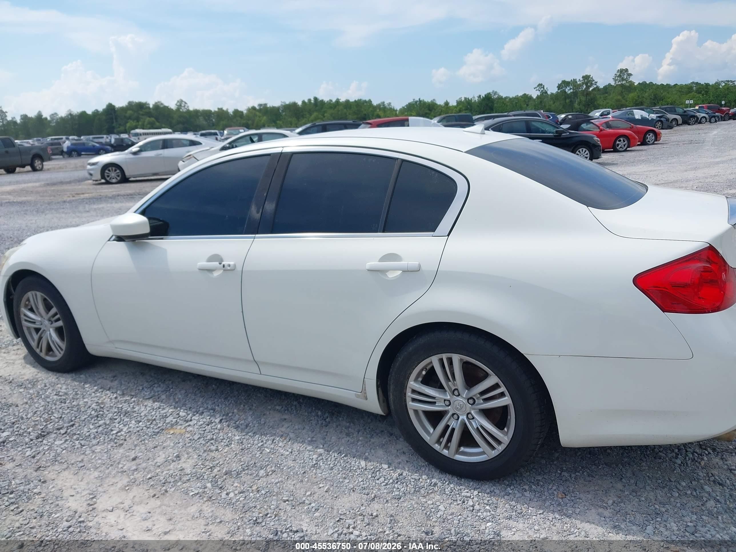 2011 Infiniti G25 Journey White vin: JN1DV6AP3BM830794
