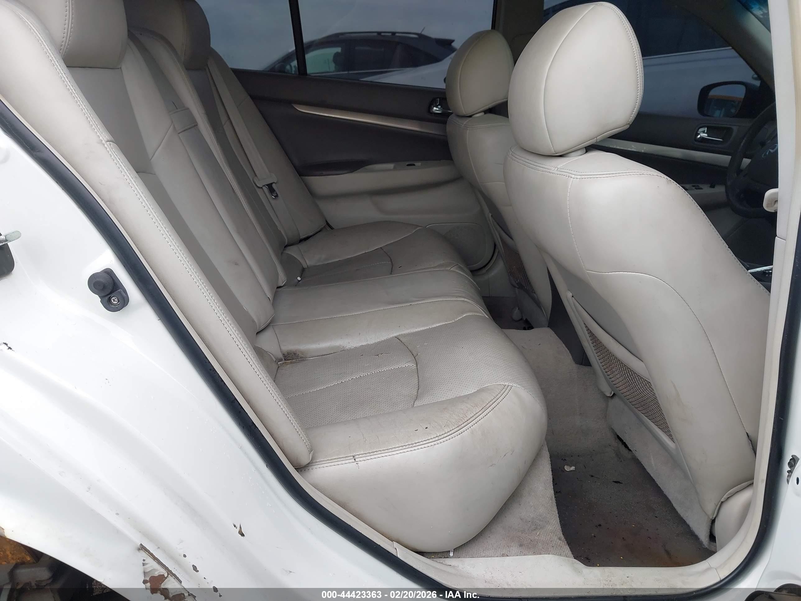 2012 Infiniti G25 Journey White vin: JN1DV6AP4CM700766