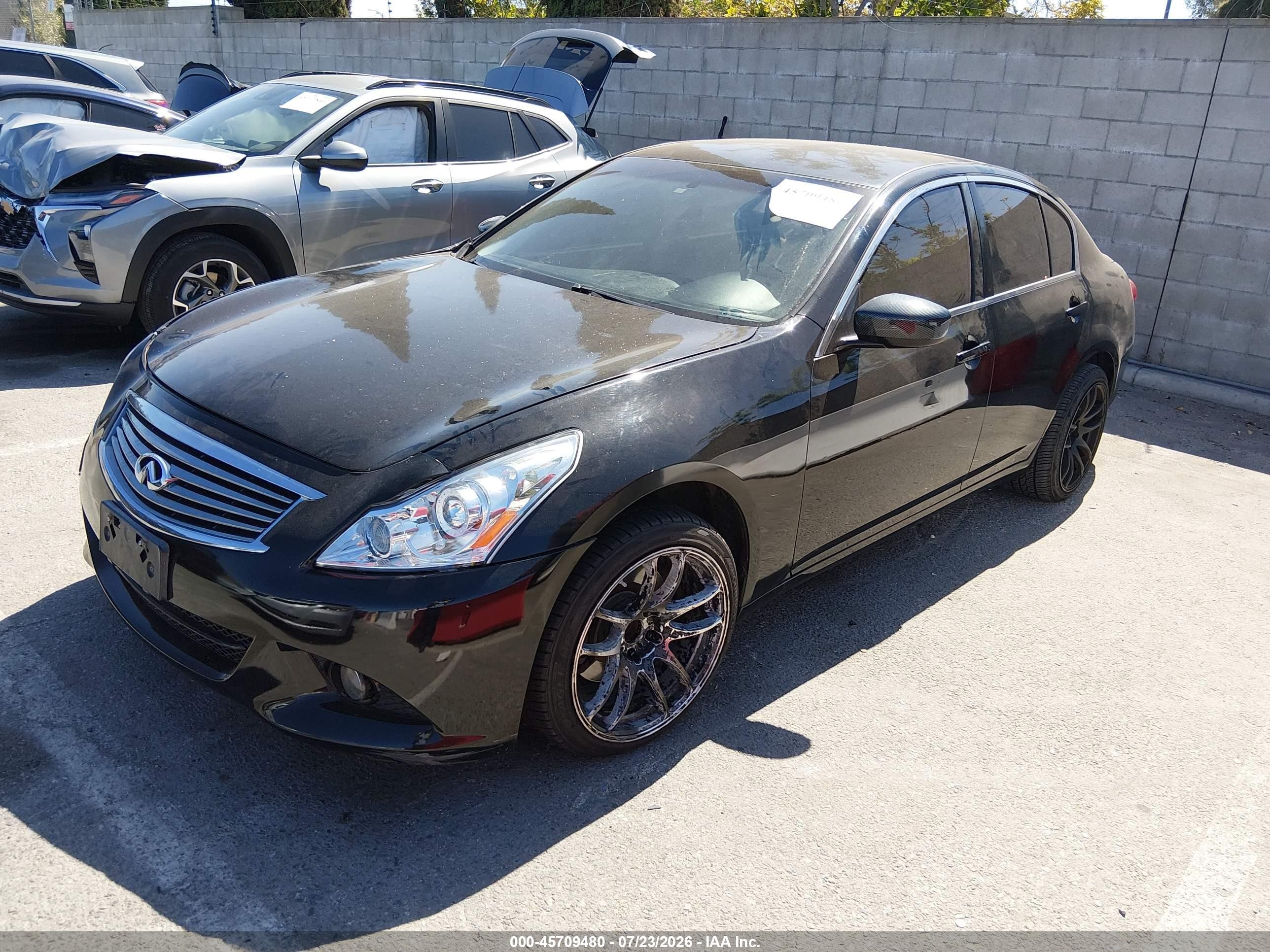 2011 Infiniti G25   Черный vin: JN1DV6AP5BM600433