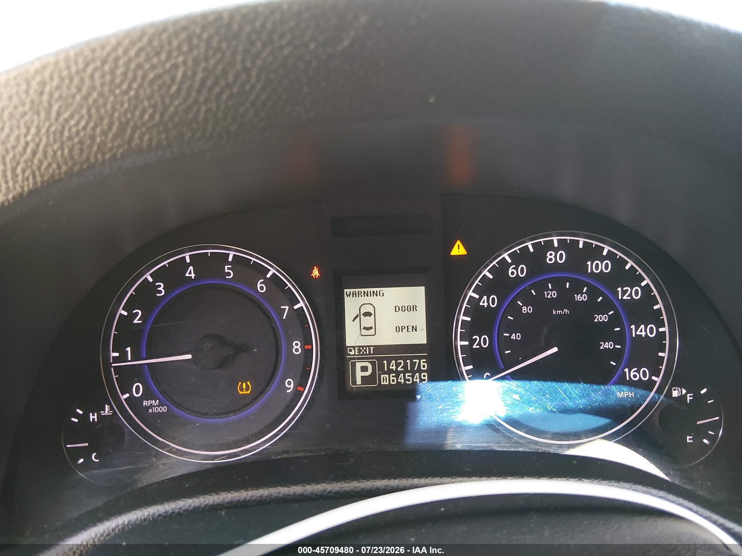 2011 Infiniti G25   Черный vin: JN1DV6AP5BM600433